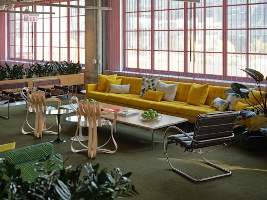 Design Days 2021 florence knoll sofa florence knoll coffee table cross-check chair wassily chair knoll at fulton market lounge 