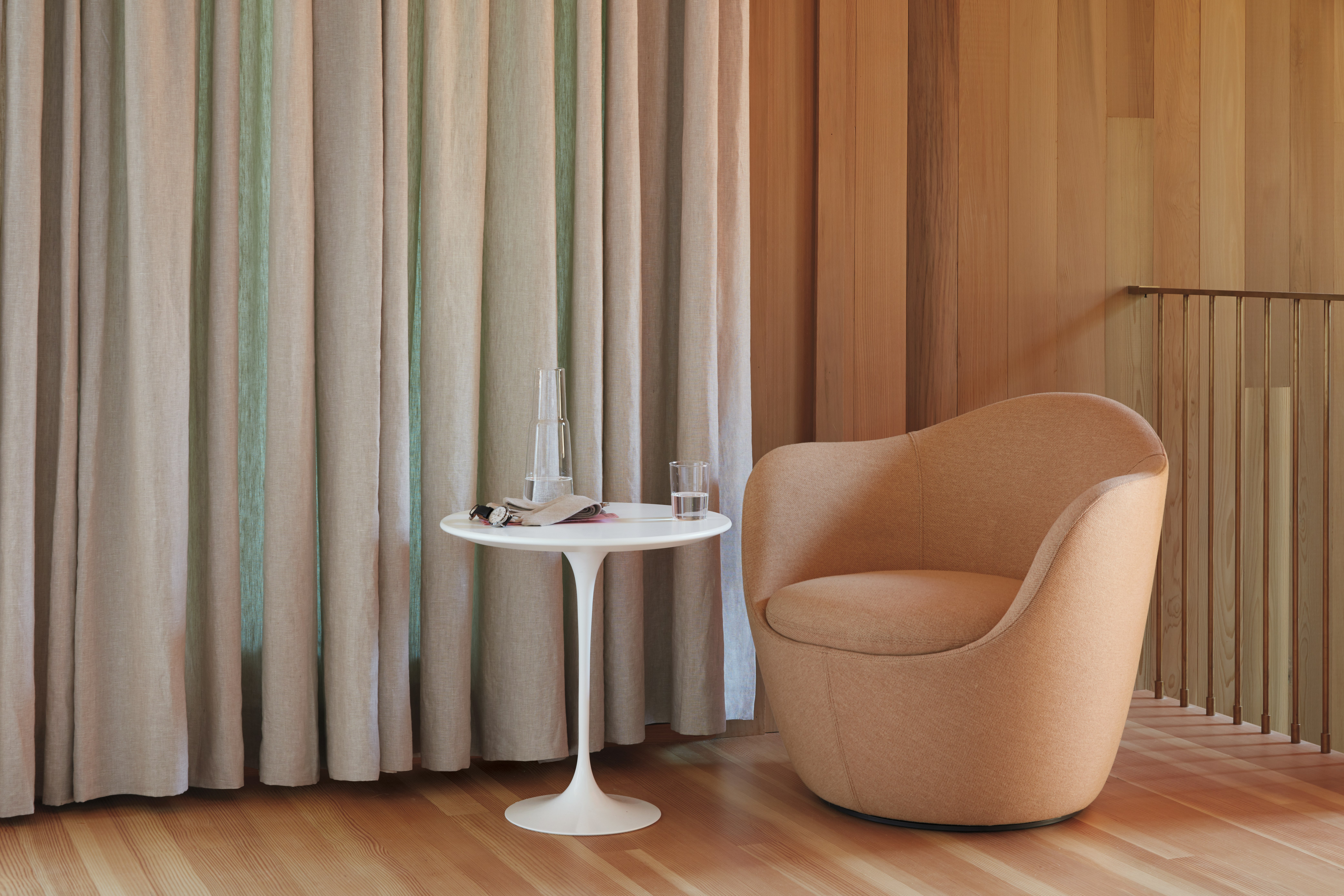 Saarinen Side Table