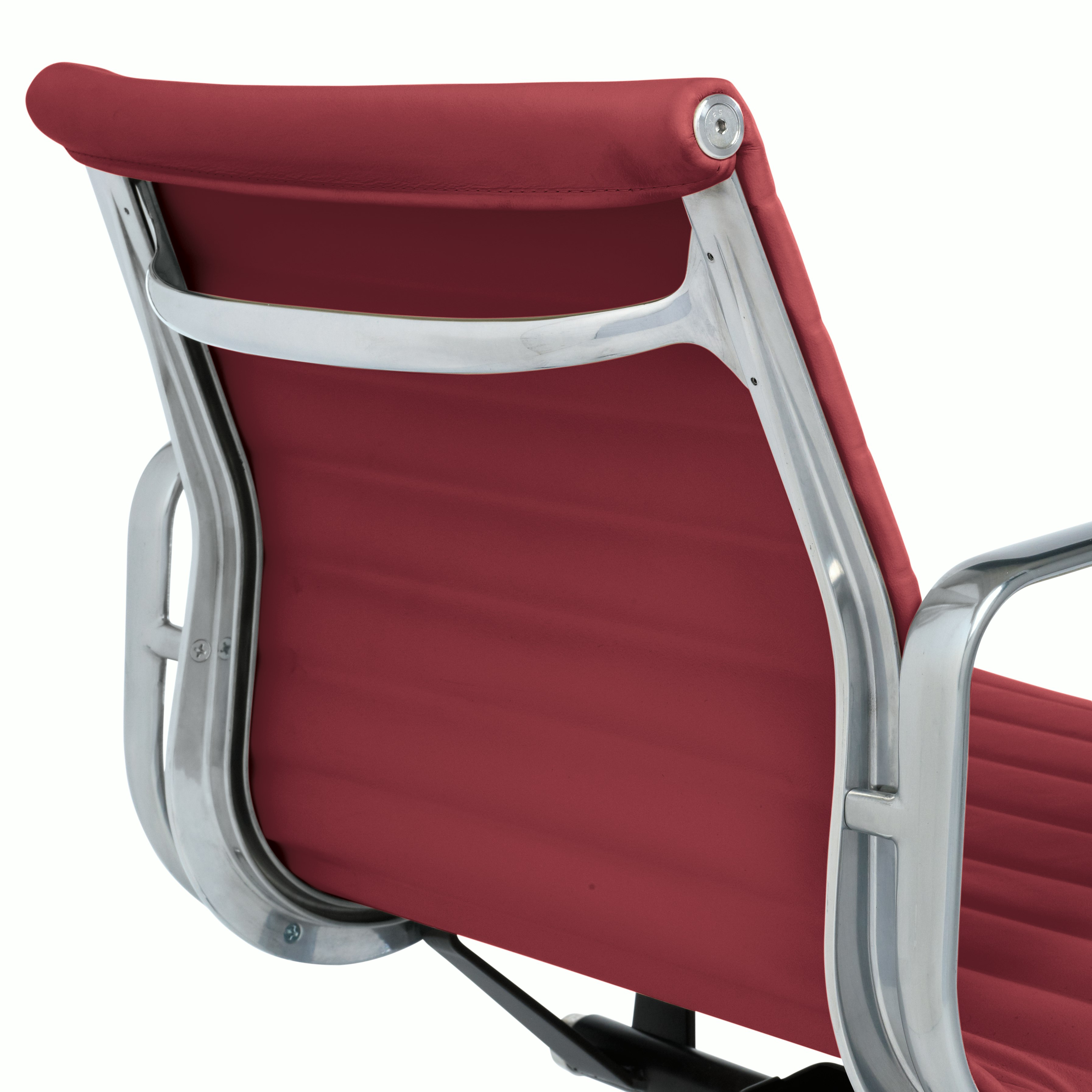 Eames Aluminum Group Management Chair with Pneumatic Lift