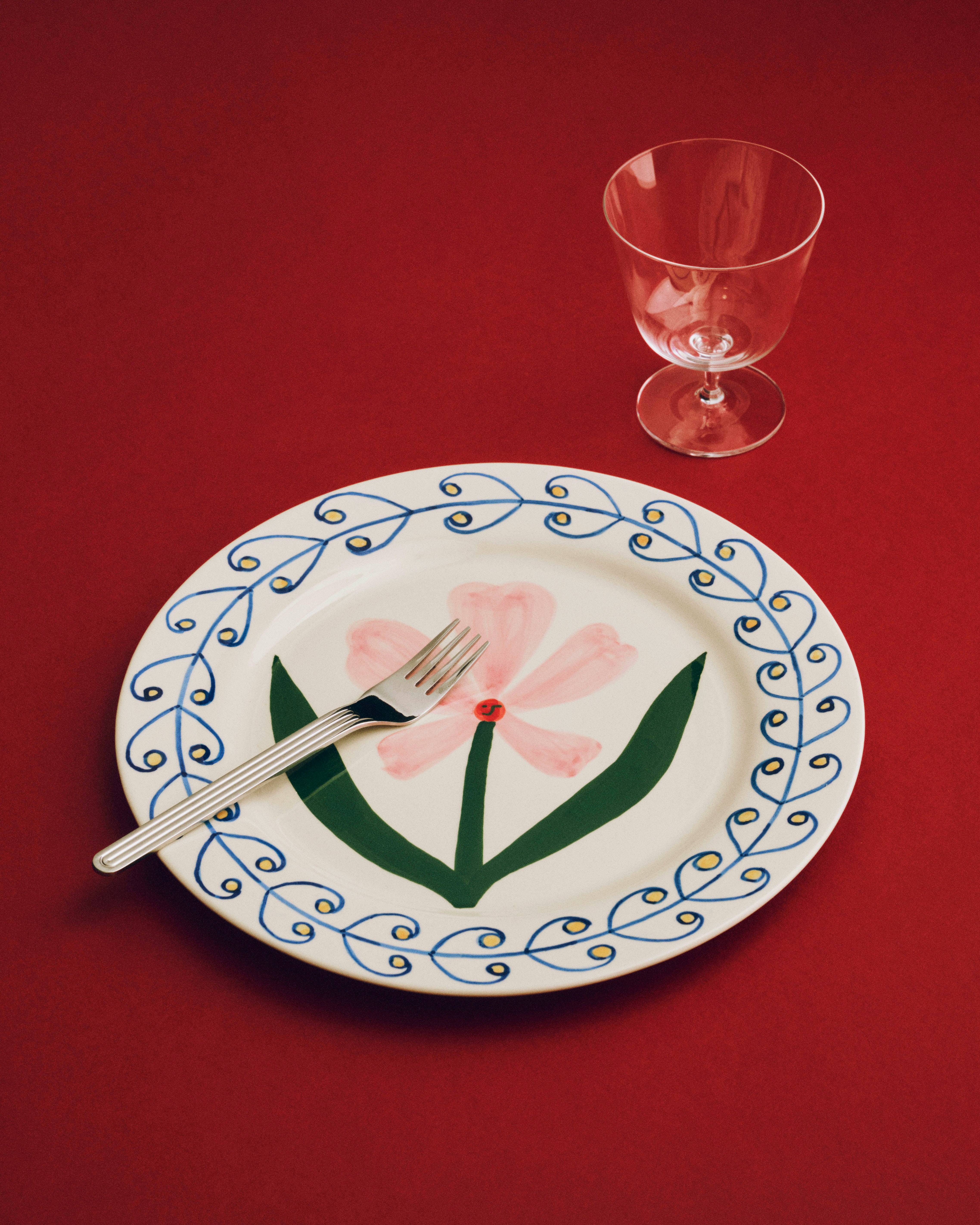 Antiquity Dinner Plate