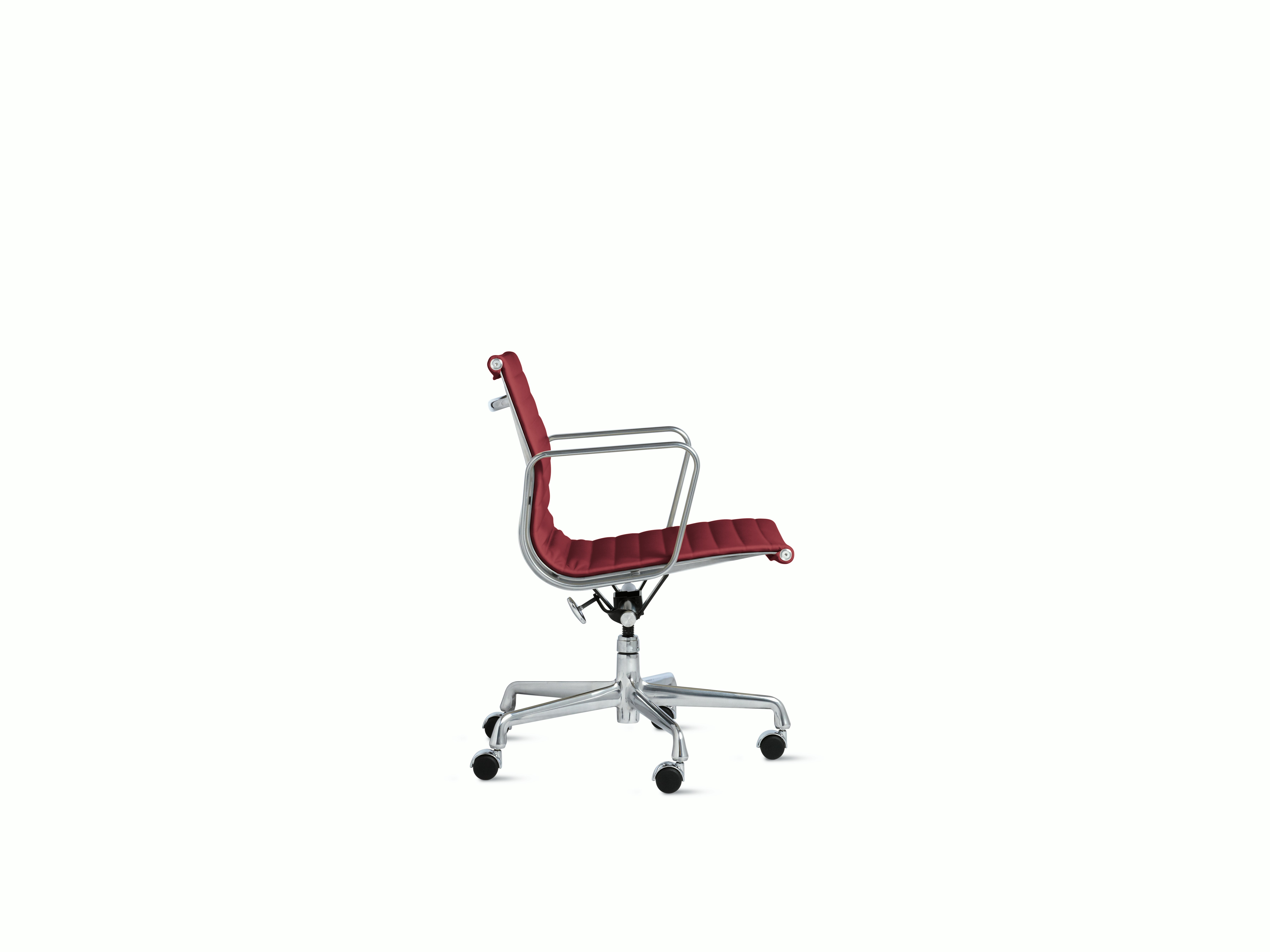 Eames Aluminum Group Management Chair
