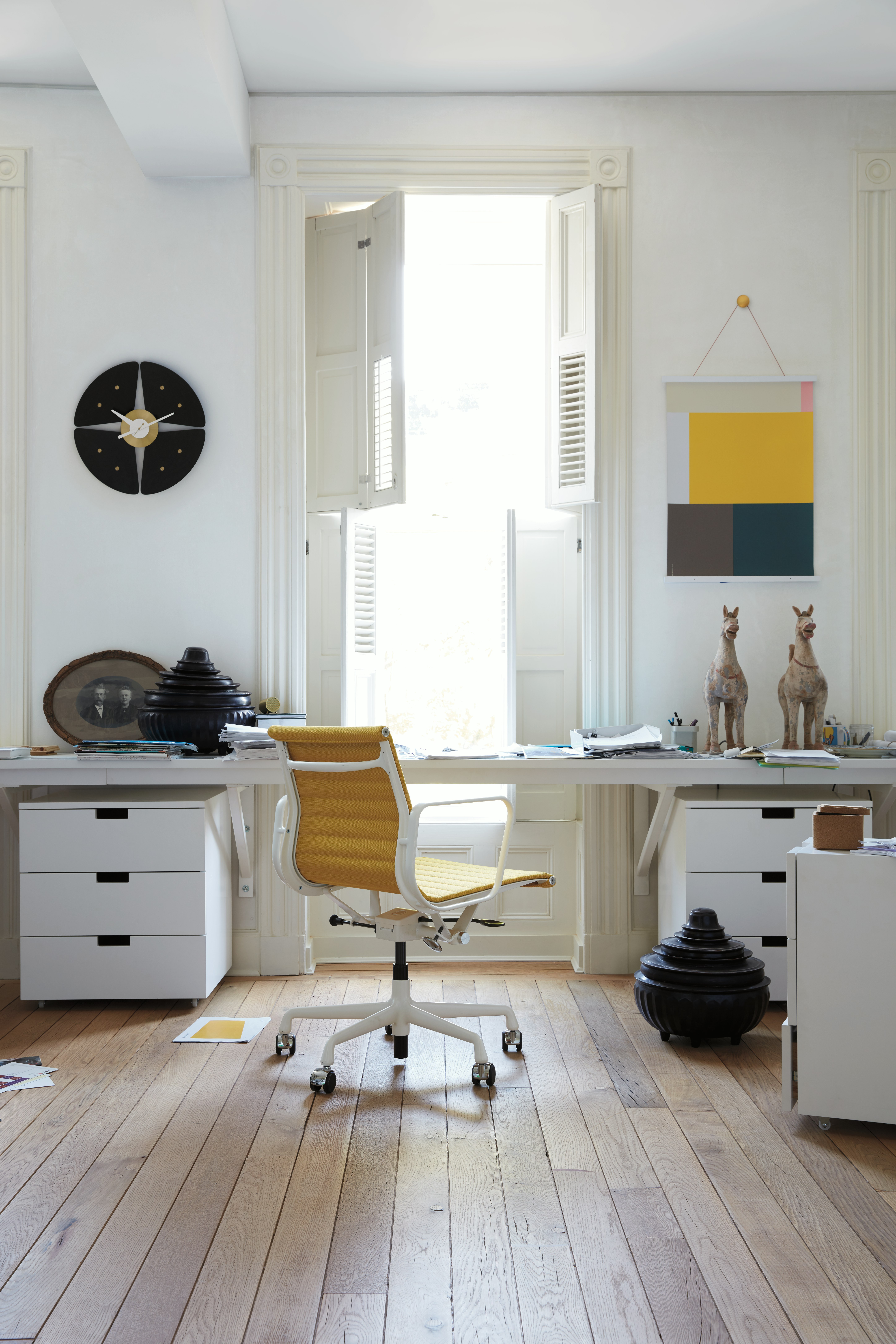 Eames Aluminum Group Chair