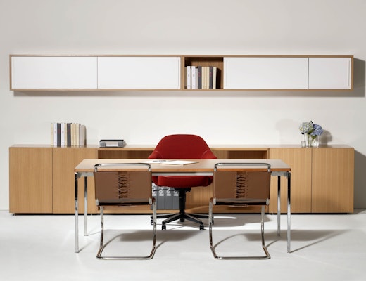 Antenna Workspaces Antenna Workspaces private office with Saarinen Executive chair