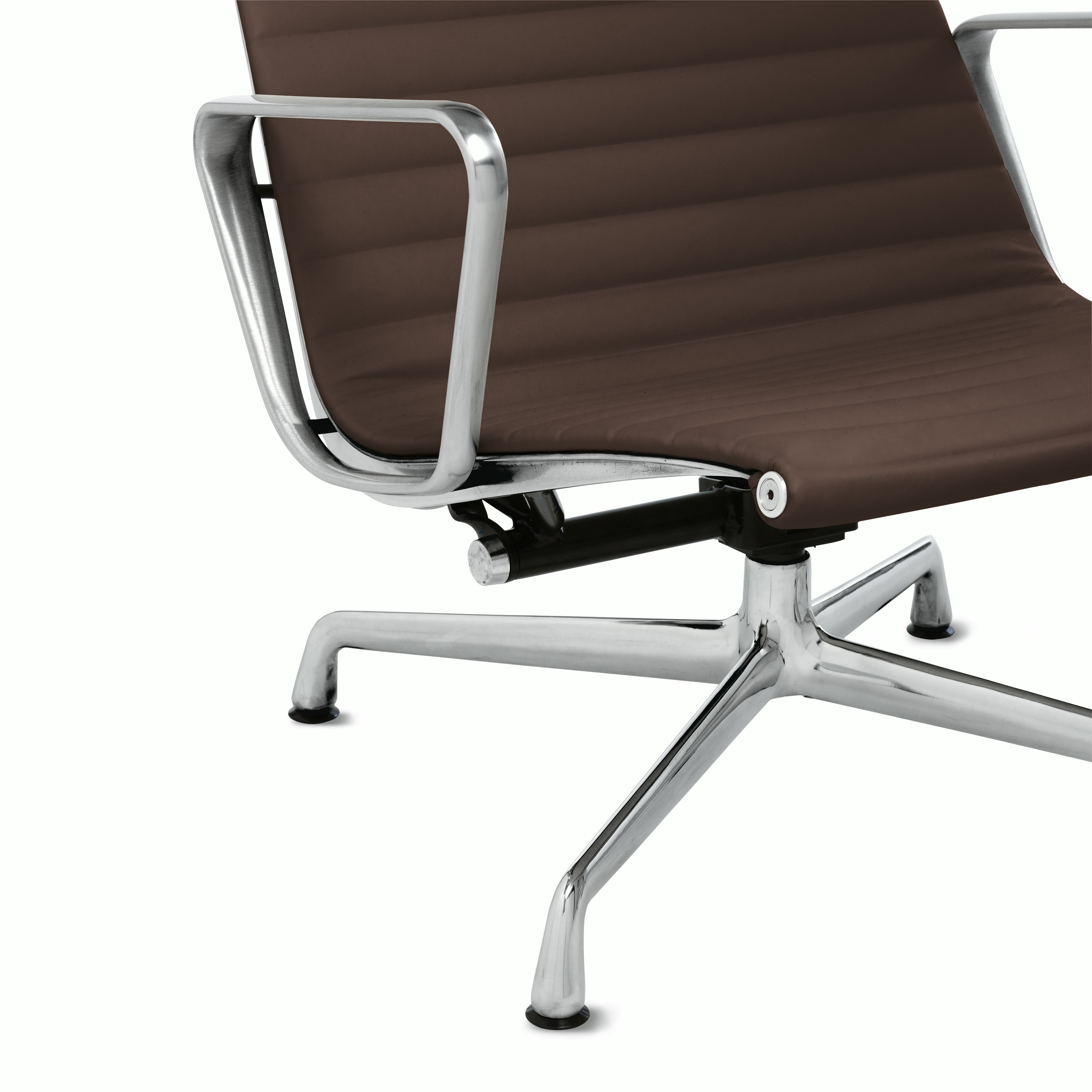 Eames Aluminum Lounge Chair 4 Star Base