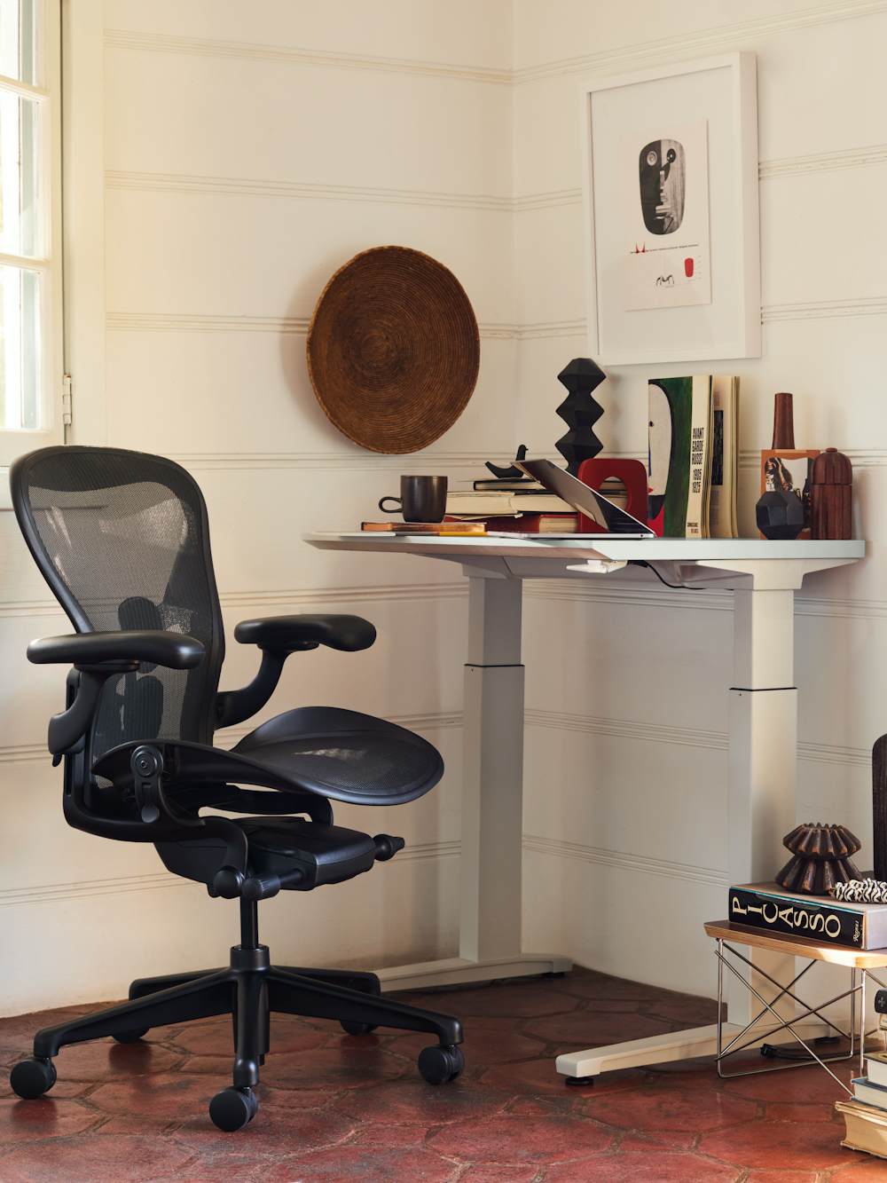Renew Desk Aeron Chair