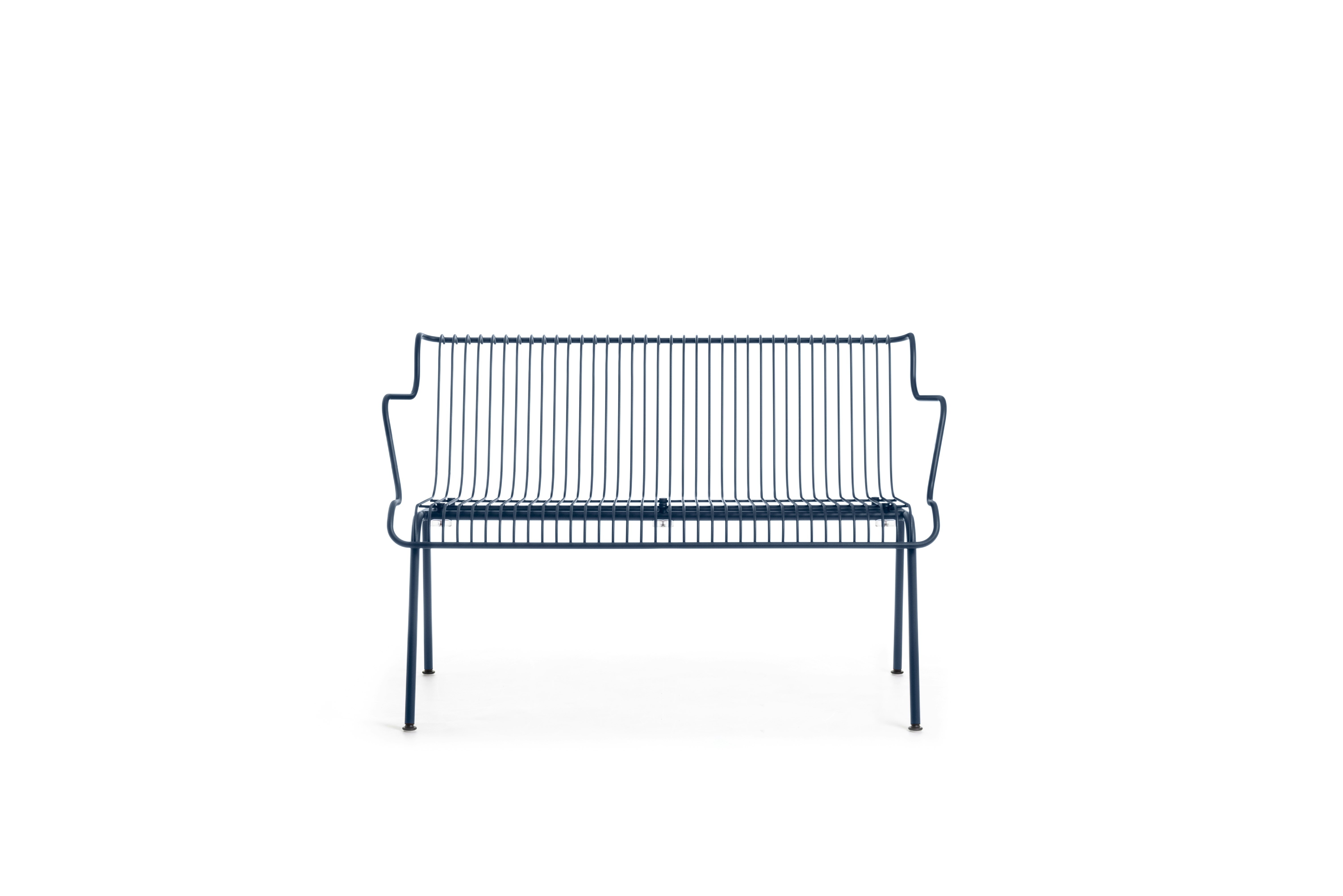 South Outdoor Dining Bench with Arms