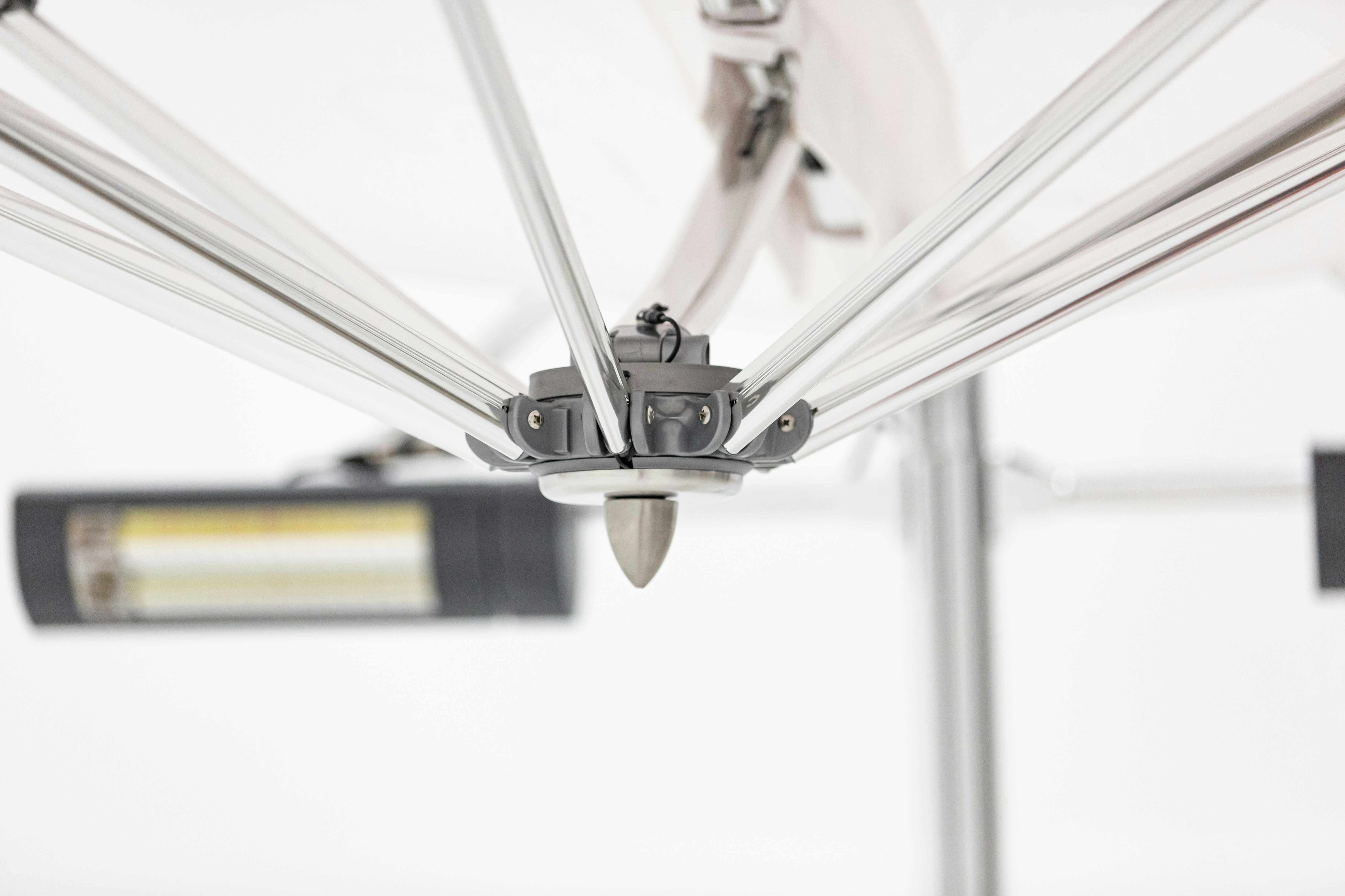 Tuuci Ocean Master Max Low-Profile Cantilever Umbrella w/Heating & Lighting