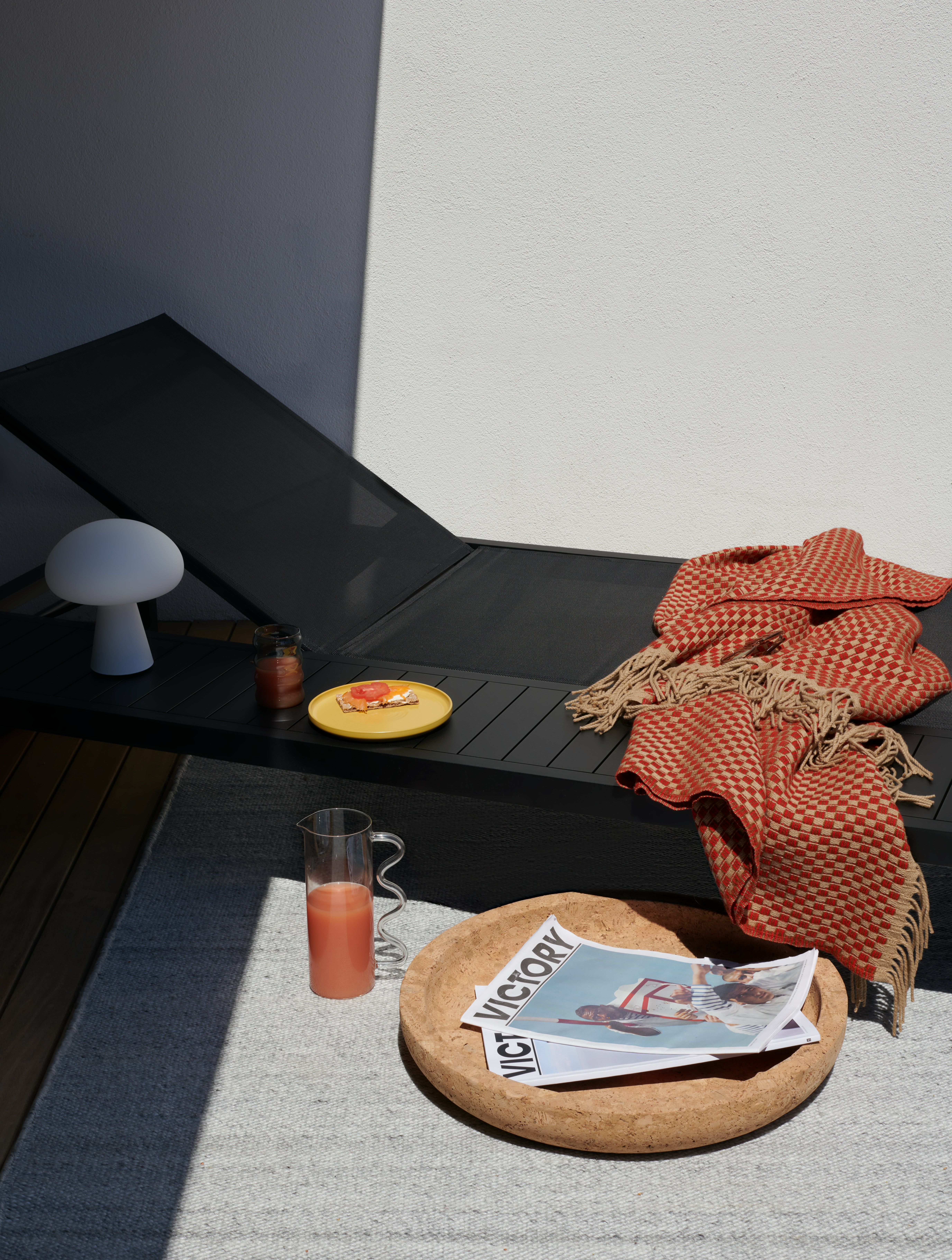 EOS Platform Lounger