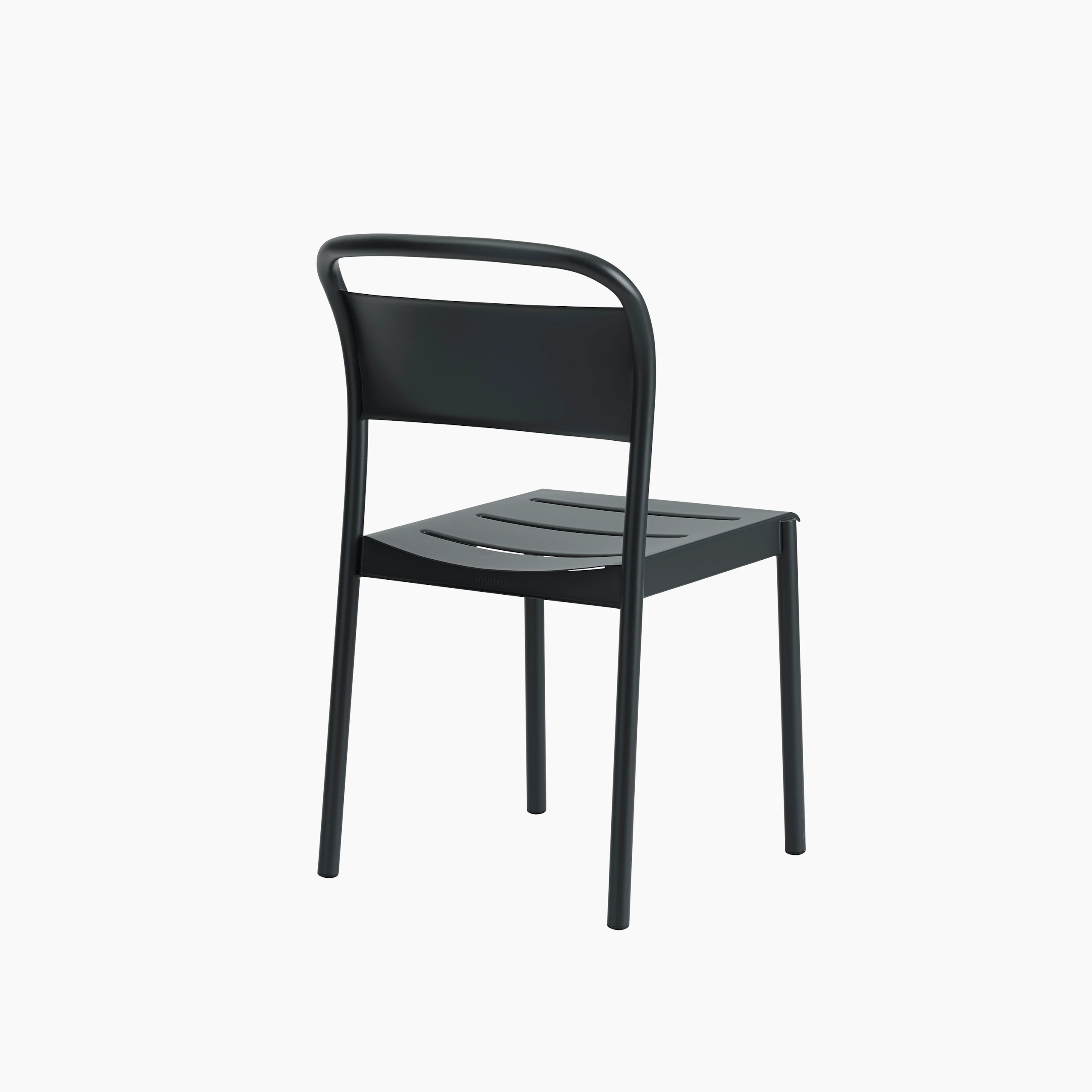 Linear steel side chair black angle Muuto