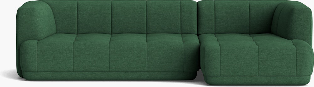 A front view of the Quilton Sectional - Righ Chaise.