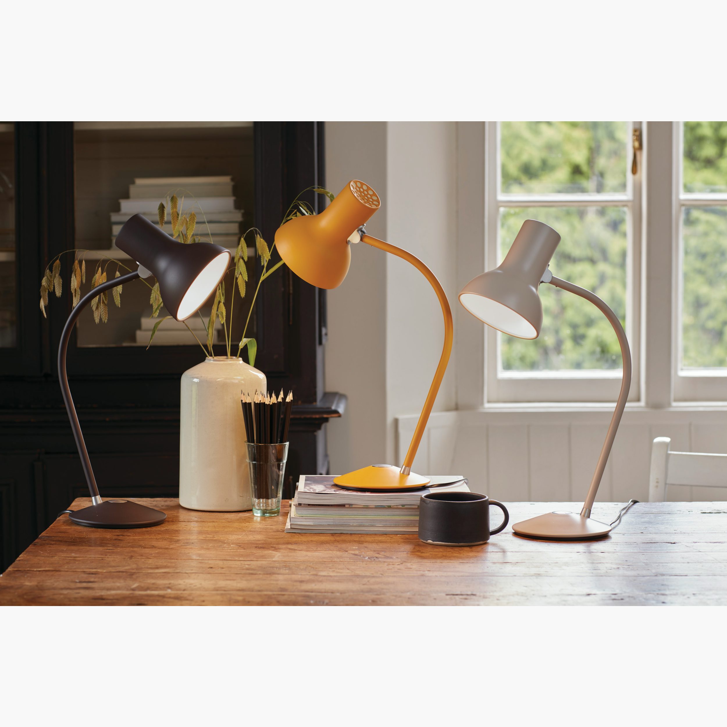 Type 75 Mini Table Lamp – Design Within Reach