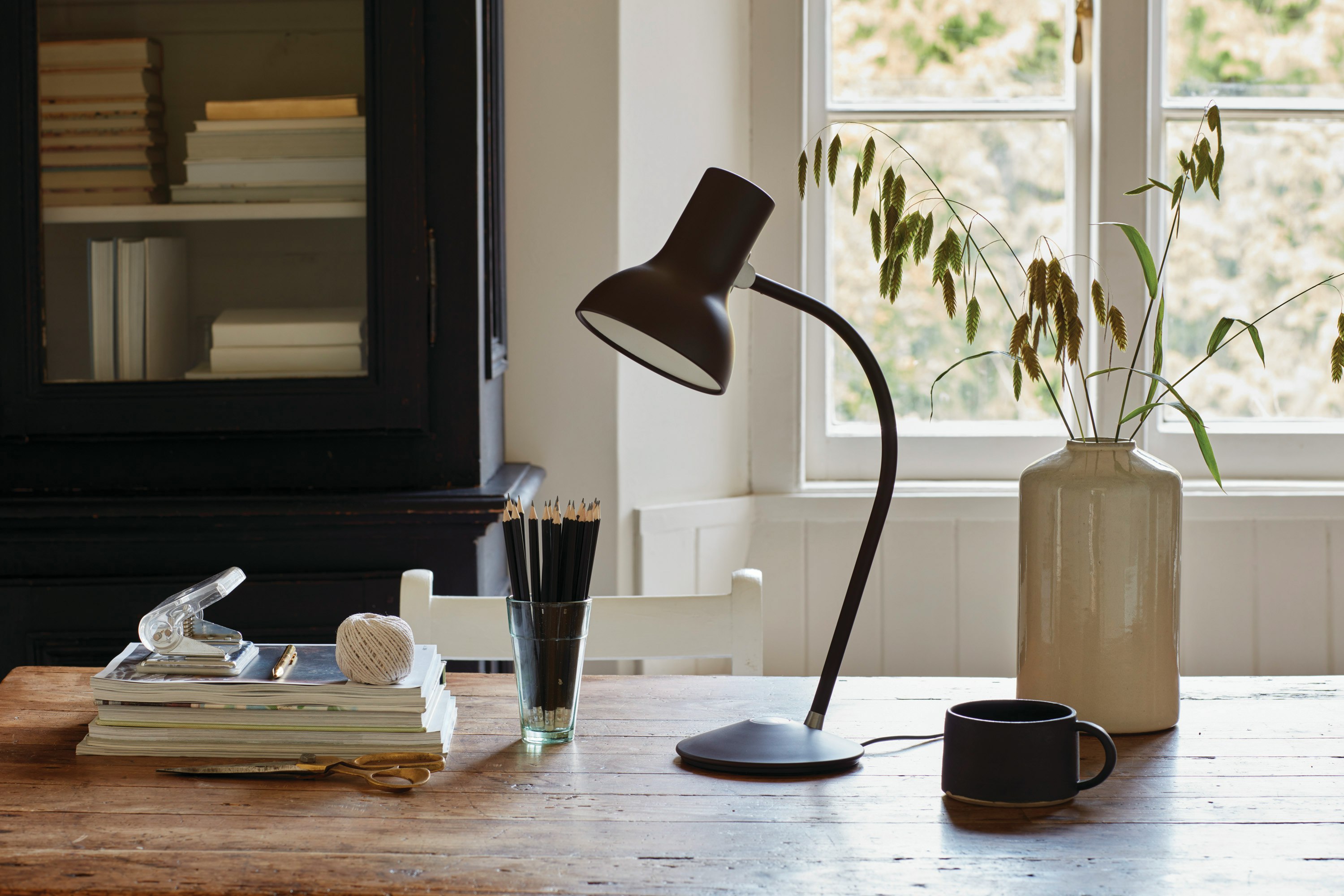 Type 75 Mini Table Lamp – Design Within Reach
