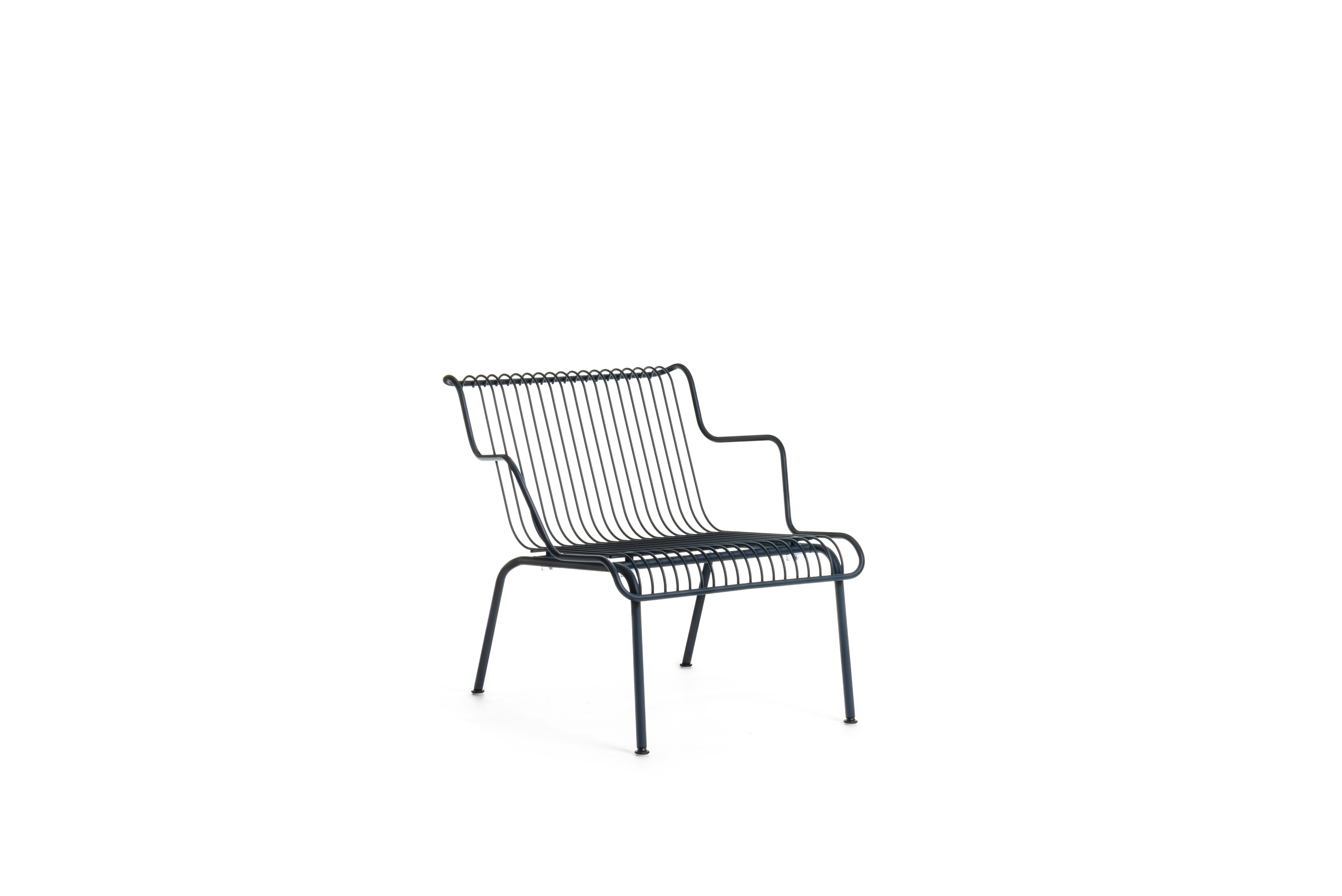 South Outdoor Lounge Armchair - Night Blue
