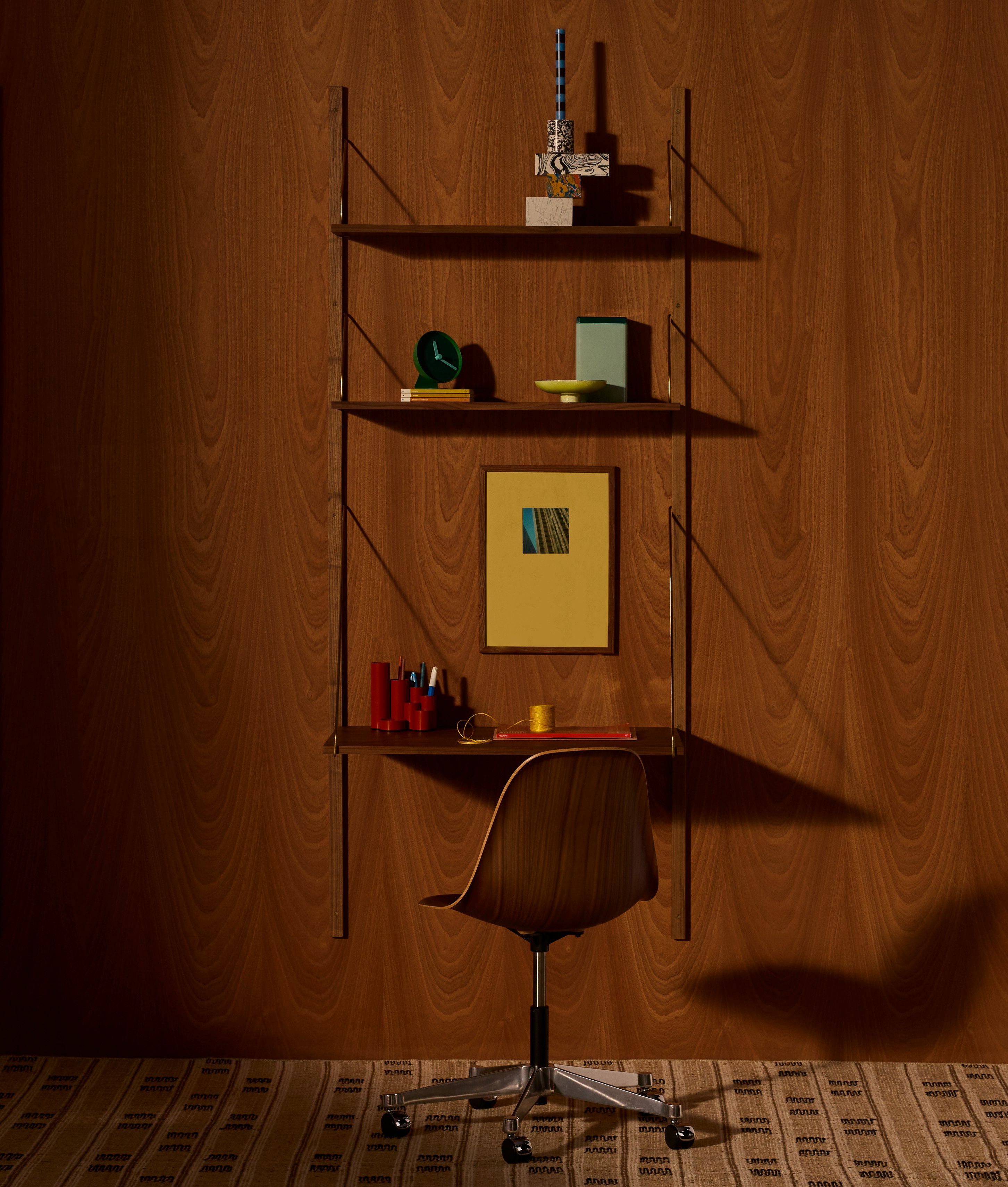 Royal System Shelving Workspace