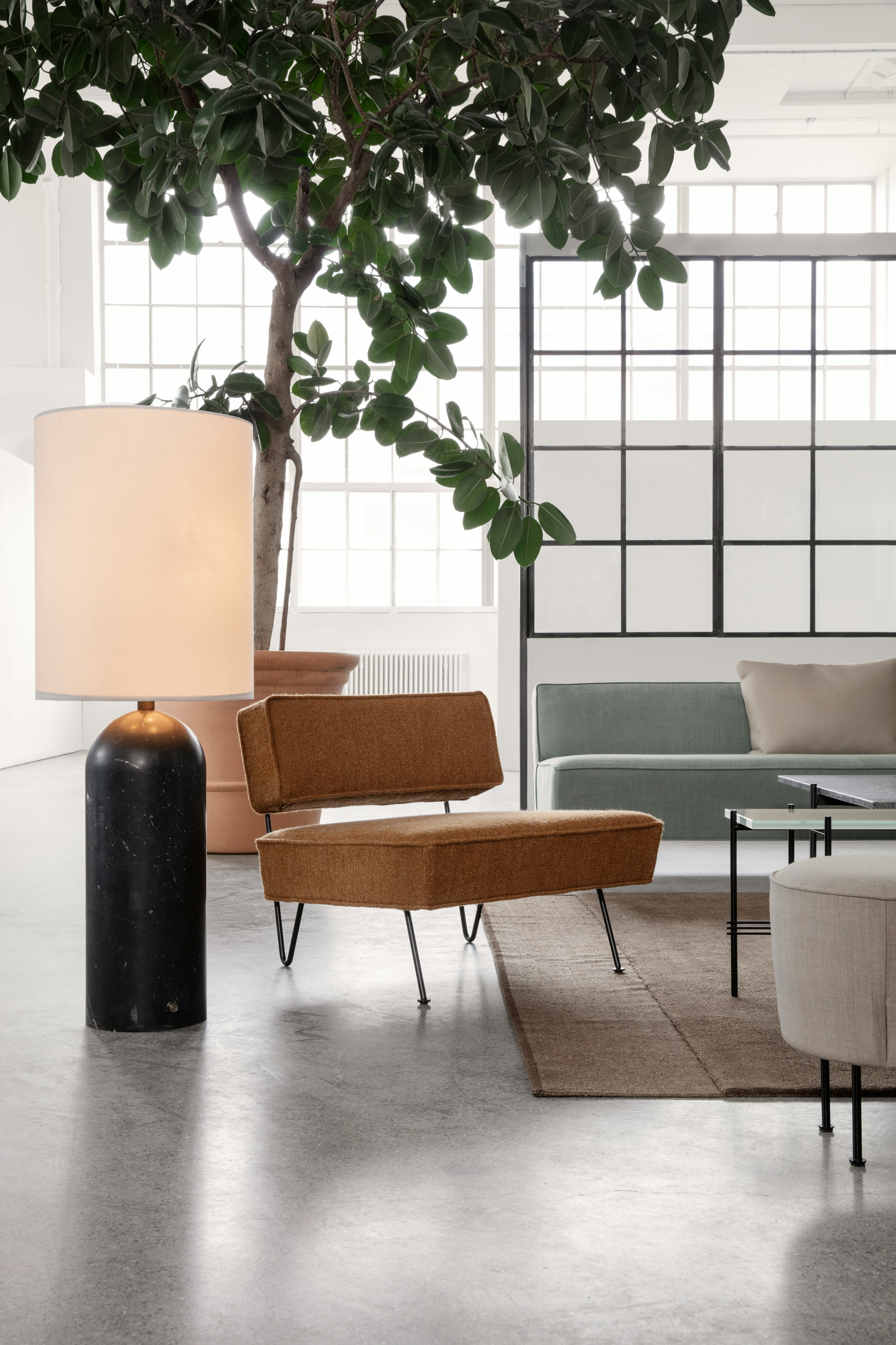 Gravity Floor Lamp, XL