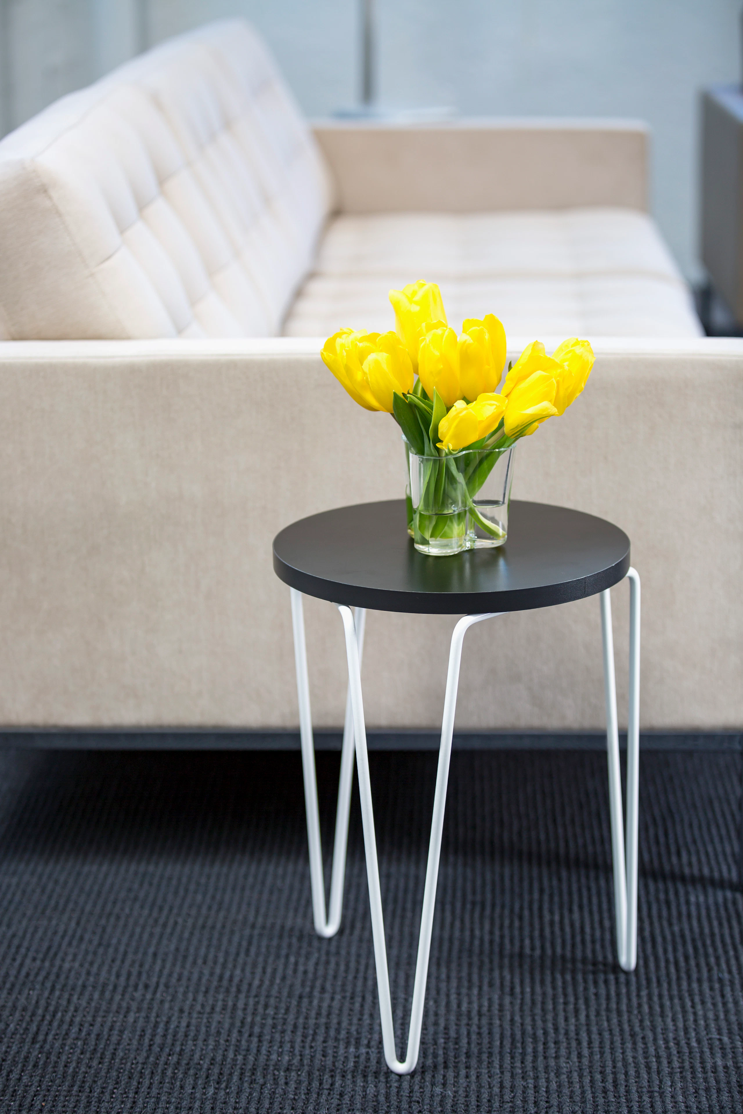 Florence Knoll Hairpin Stacking Table, FN Relaxed