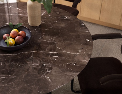 Saarinen Round Dining Table with Cesca Chairs Saarinen Round Dining Table Cesca Chair