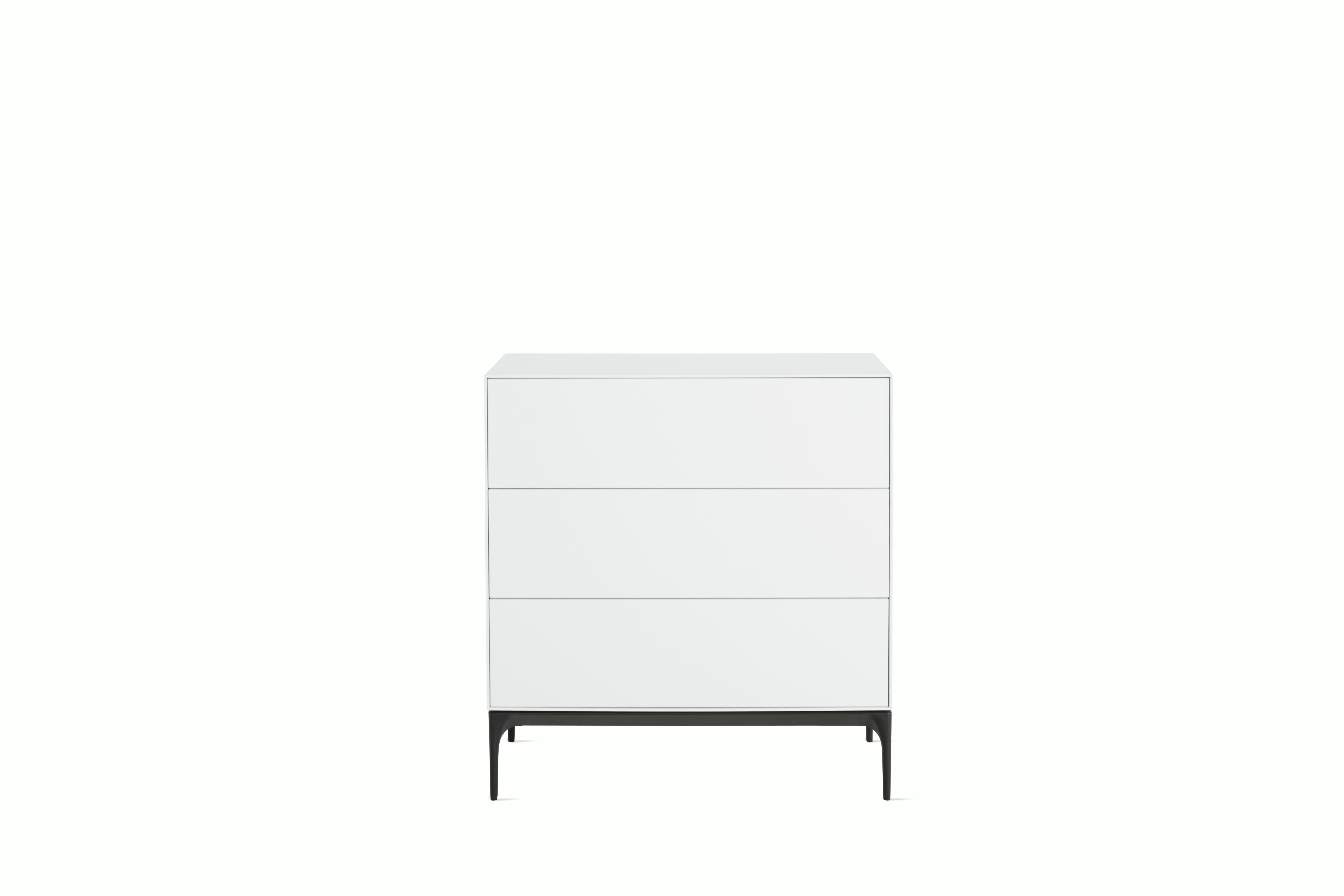 Lauki Wide Dresser, 32"