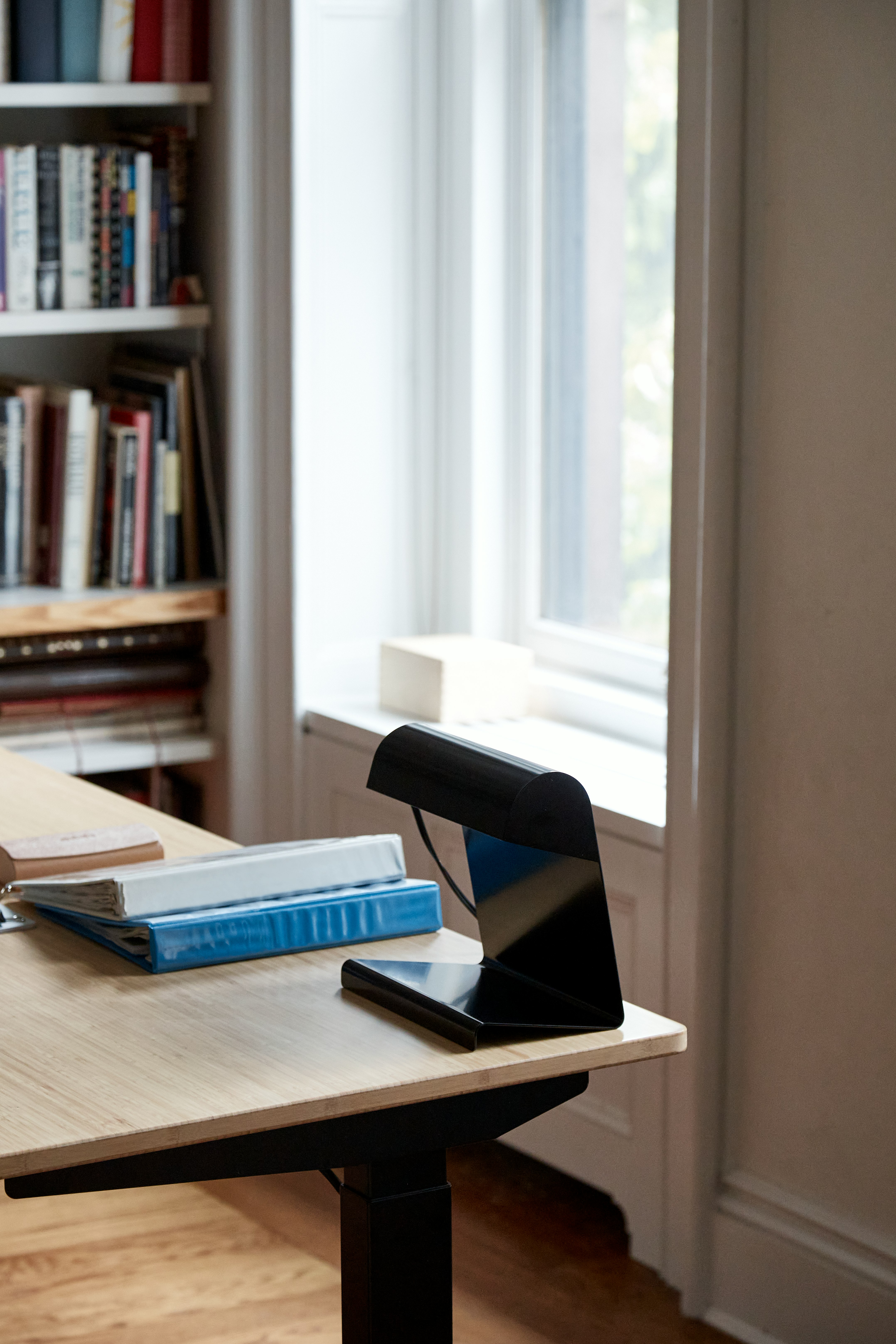 Prouv&eacute; Lampe De Bureau