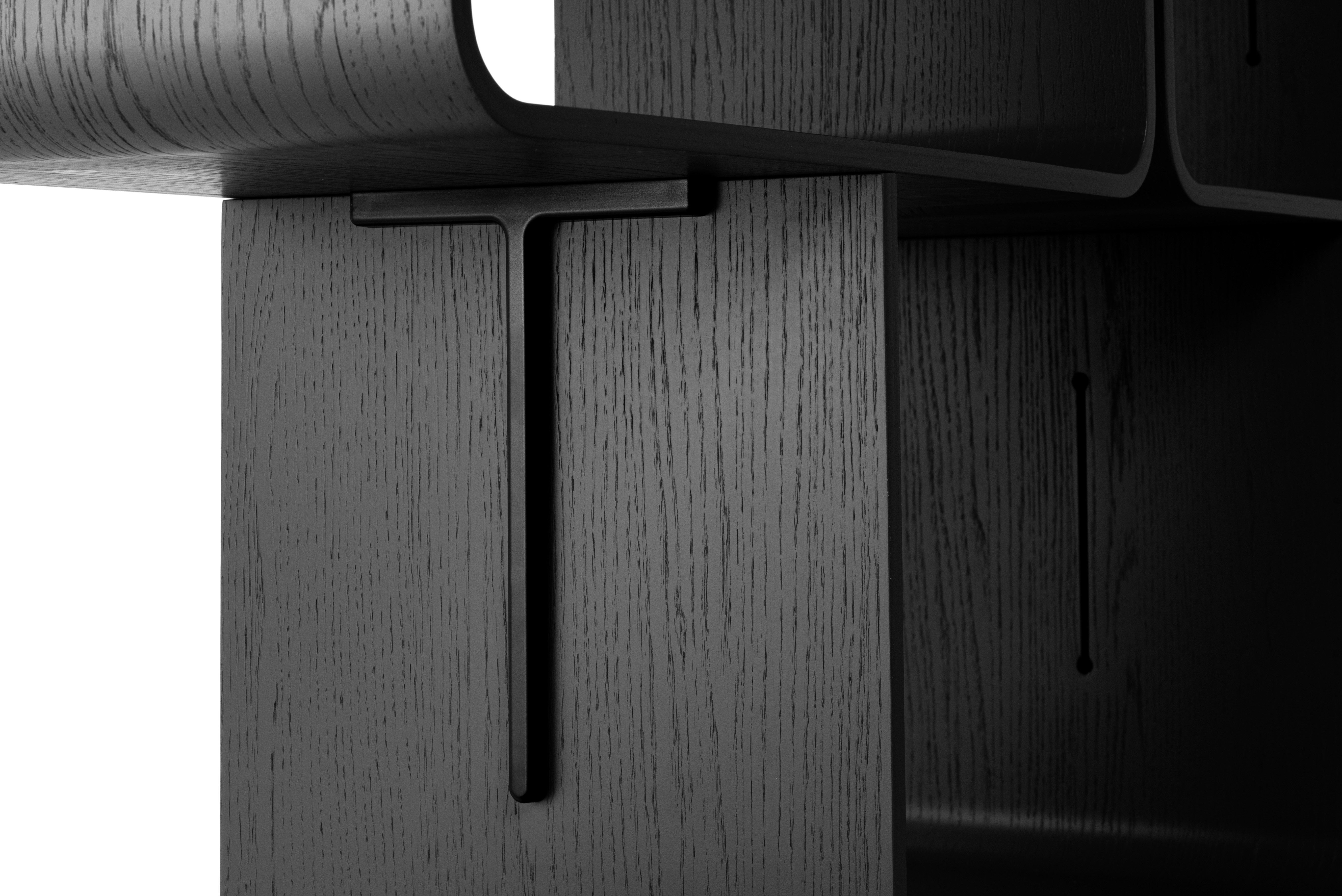 Elys&eacute;e Bookshelf, Configuration B in Black