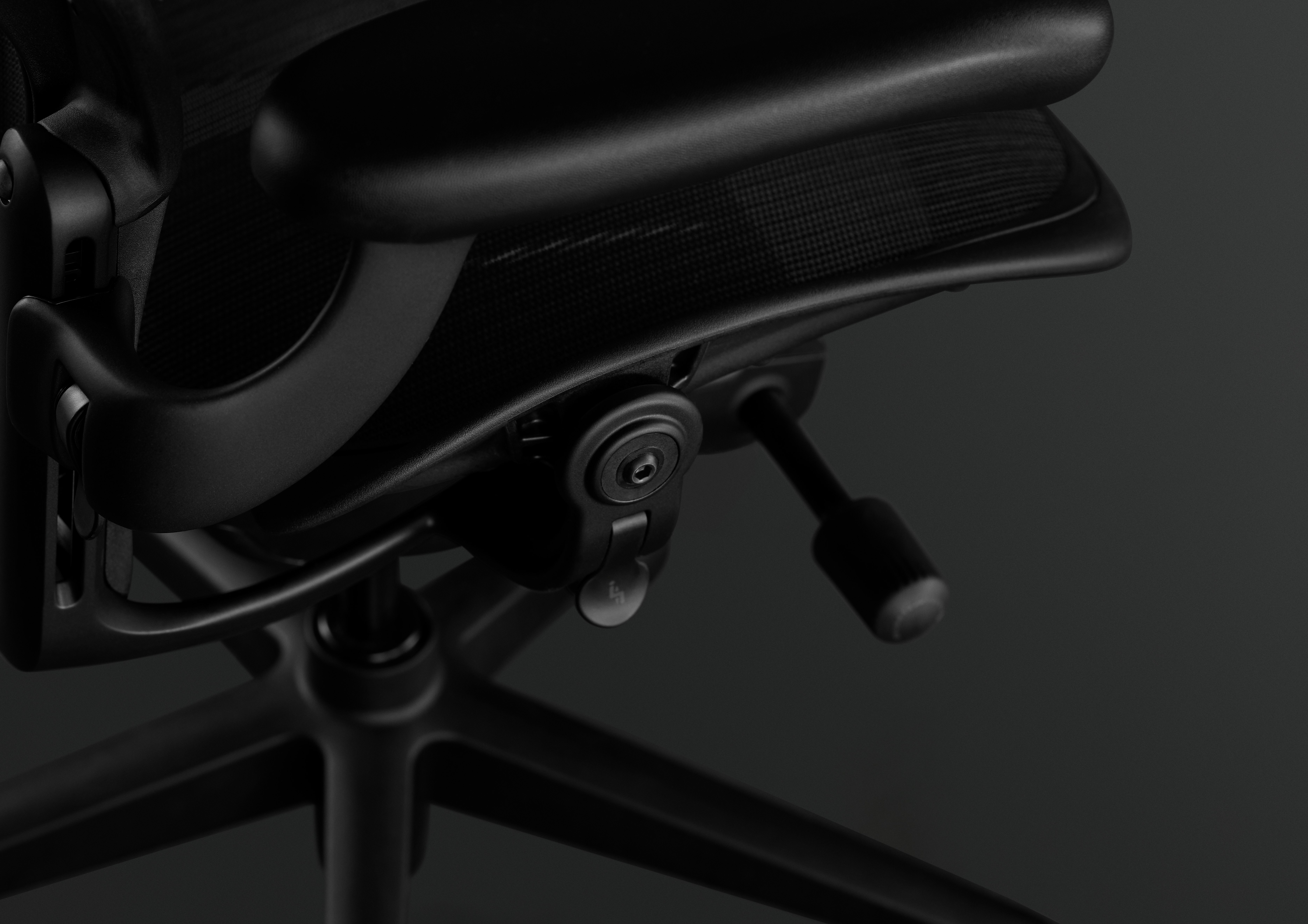Aeron Onyx Gaming Chair detail