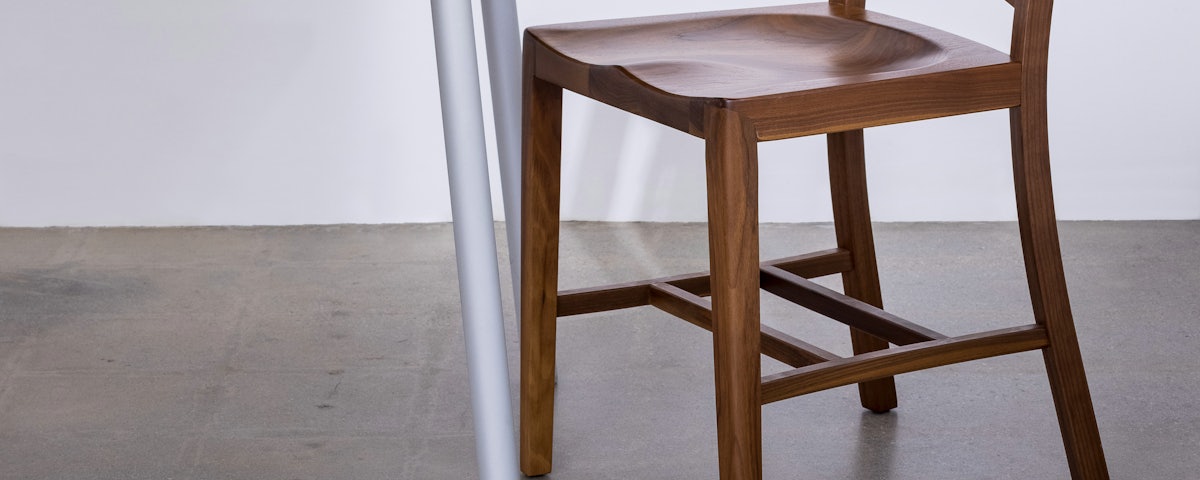 1006 Navy Wood Chair