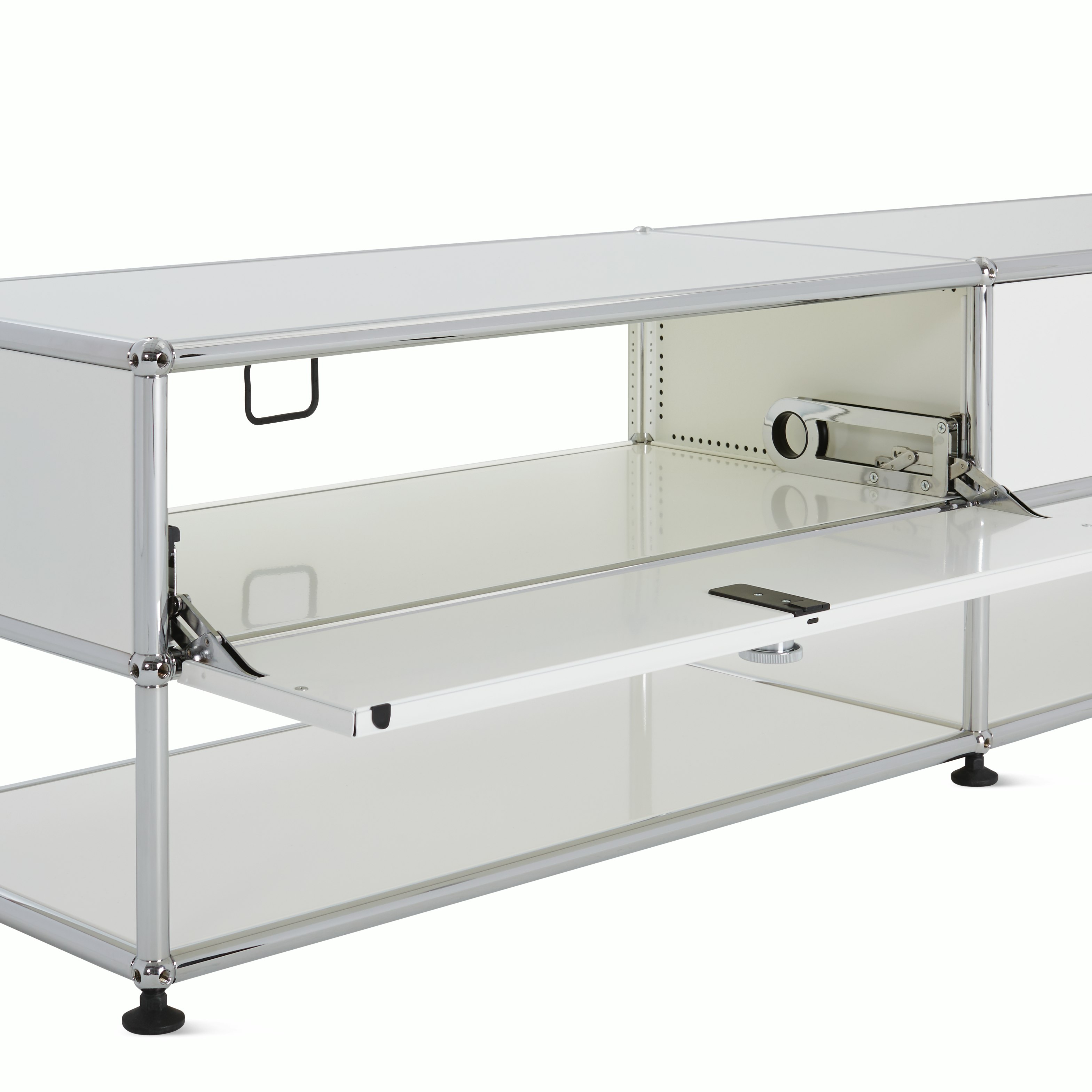 USM Open Media Console