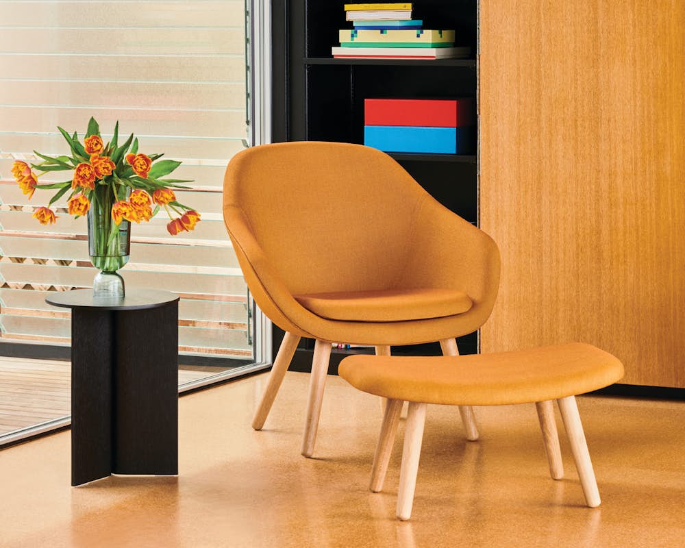 About A Lounge 82 Armchair, Low Back