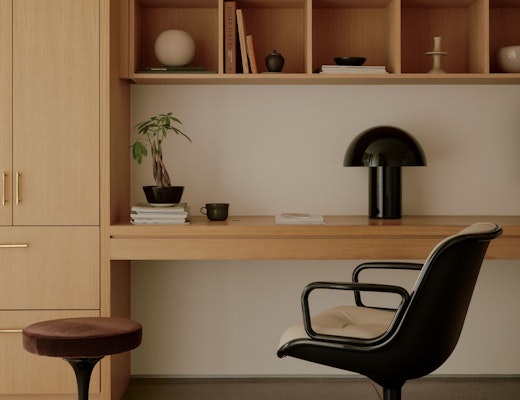 Pollock Executive Chair with Tulip Stool Pollock Executive Chair Tulip Stool