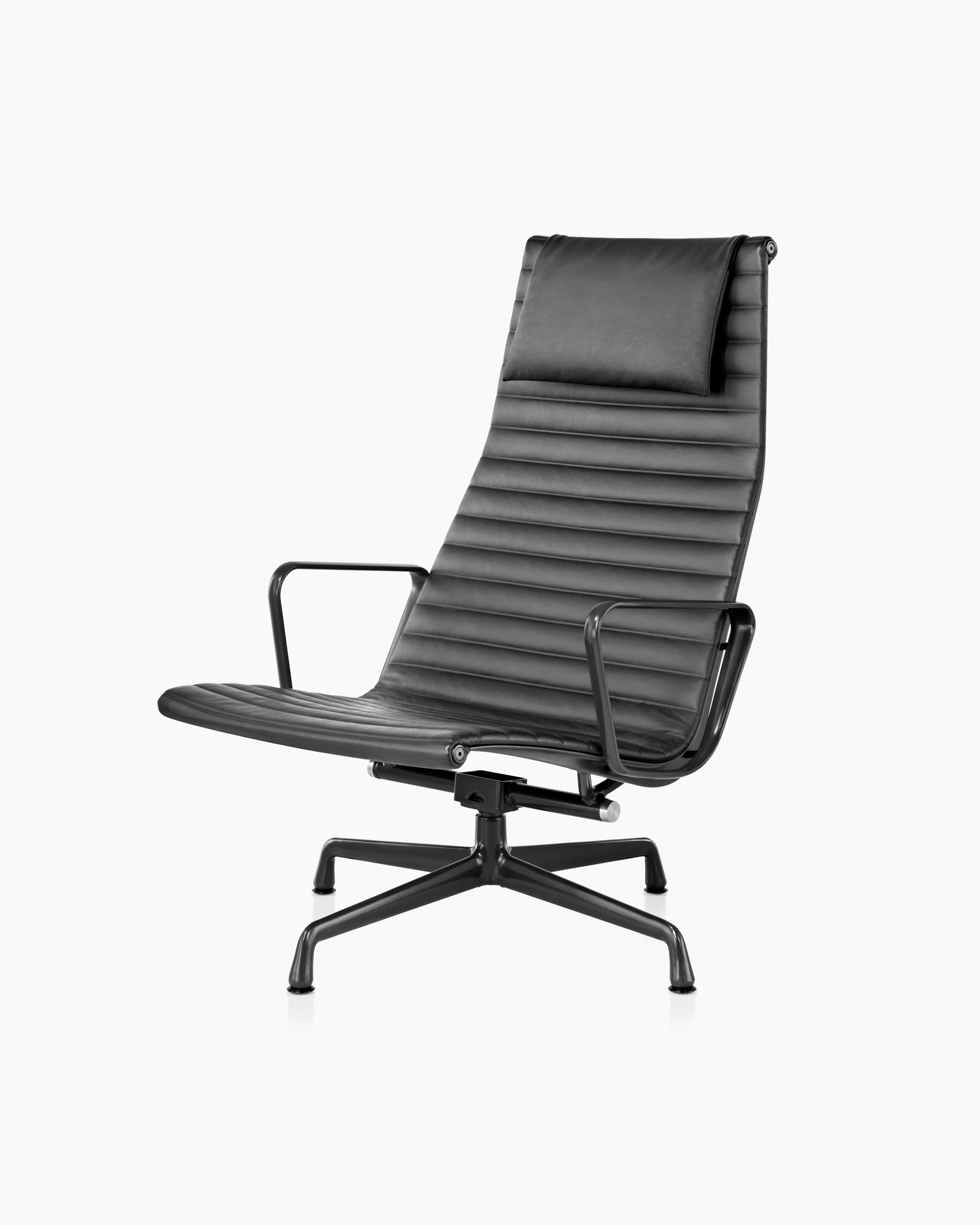 Eames Aluminum Group Lounge Chair