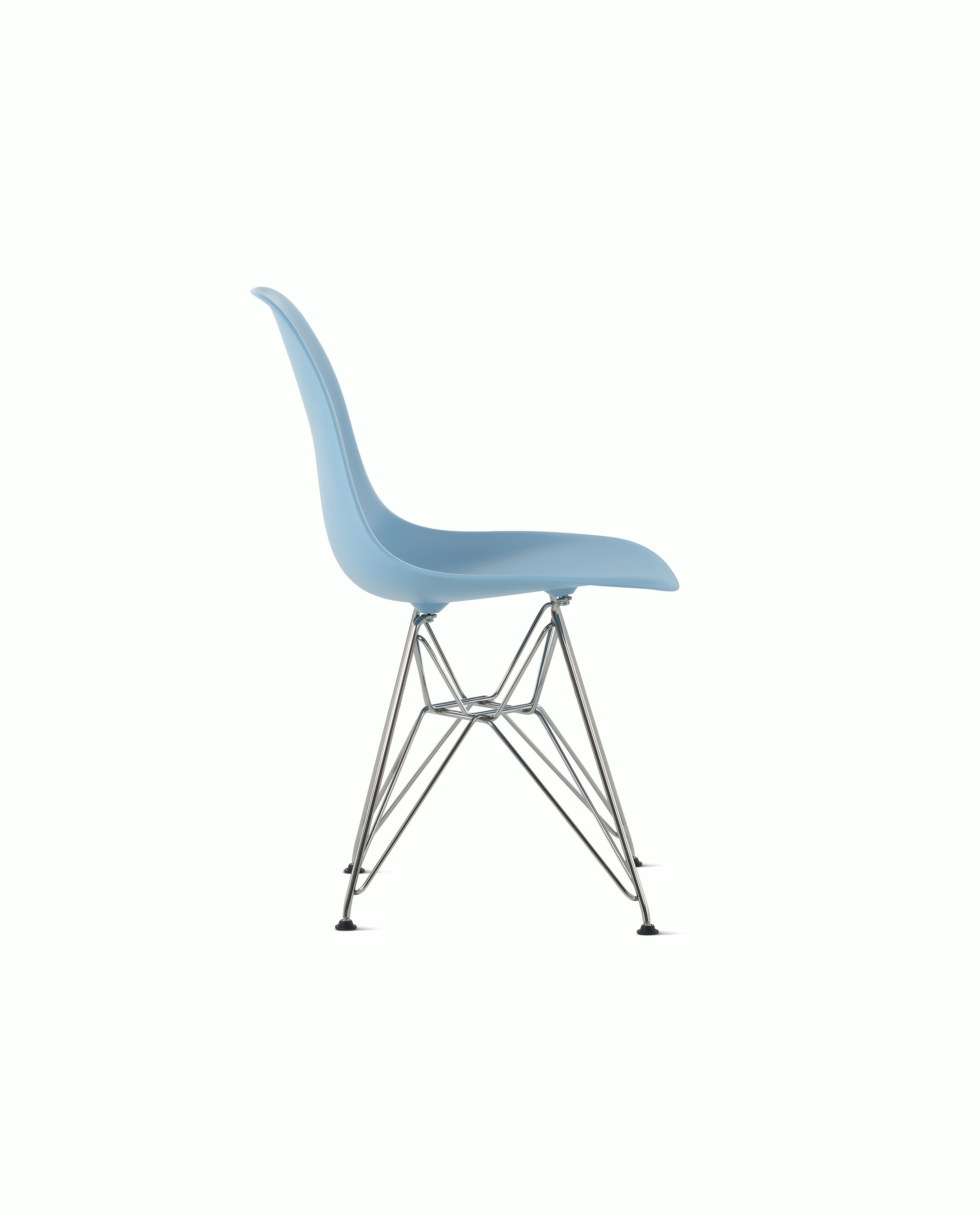 Eames Molded Plastic Side Chair
