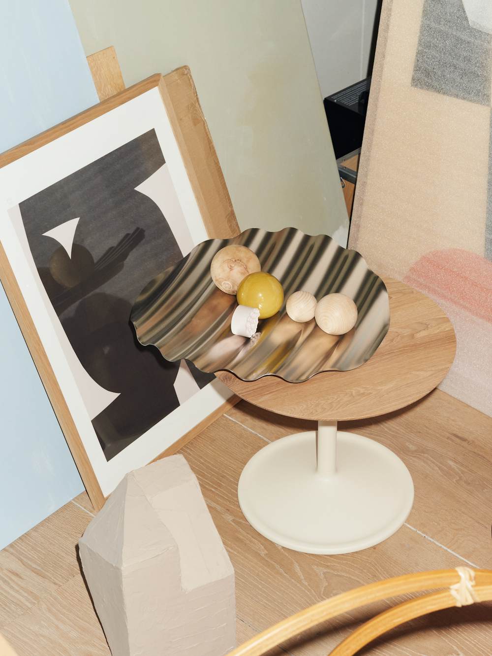 Soft Side Table & Wave Tray
