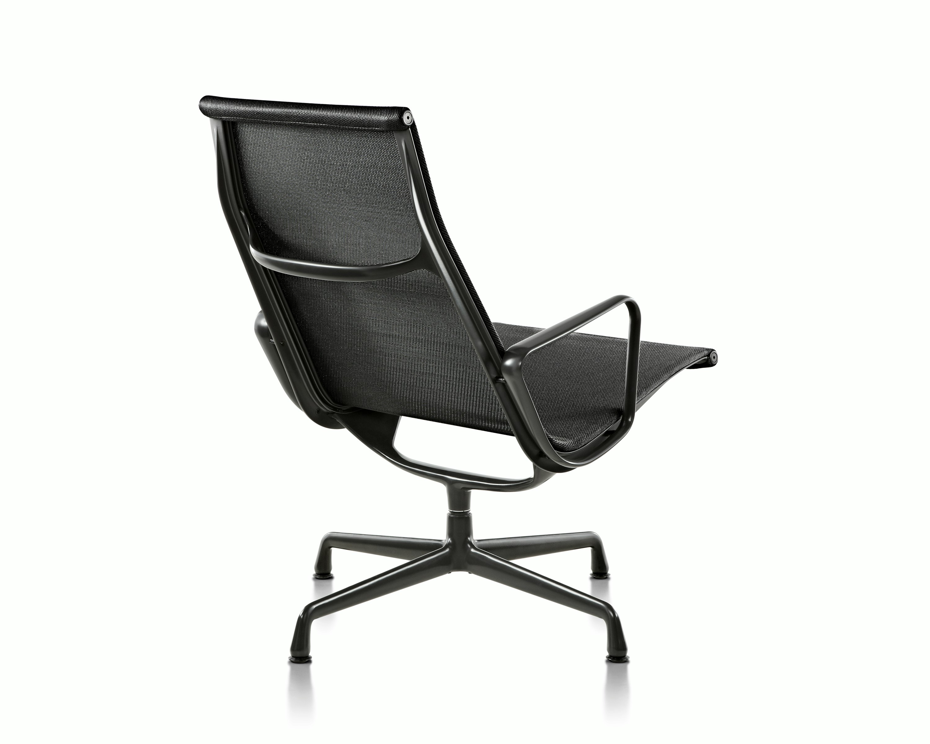 Eames Aluminum Lounge Chair - Outdoor