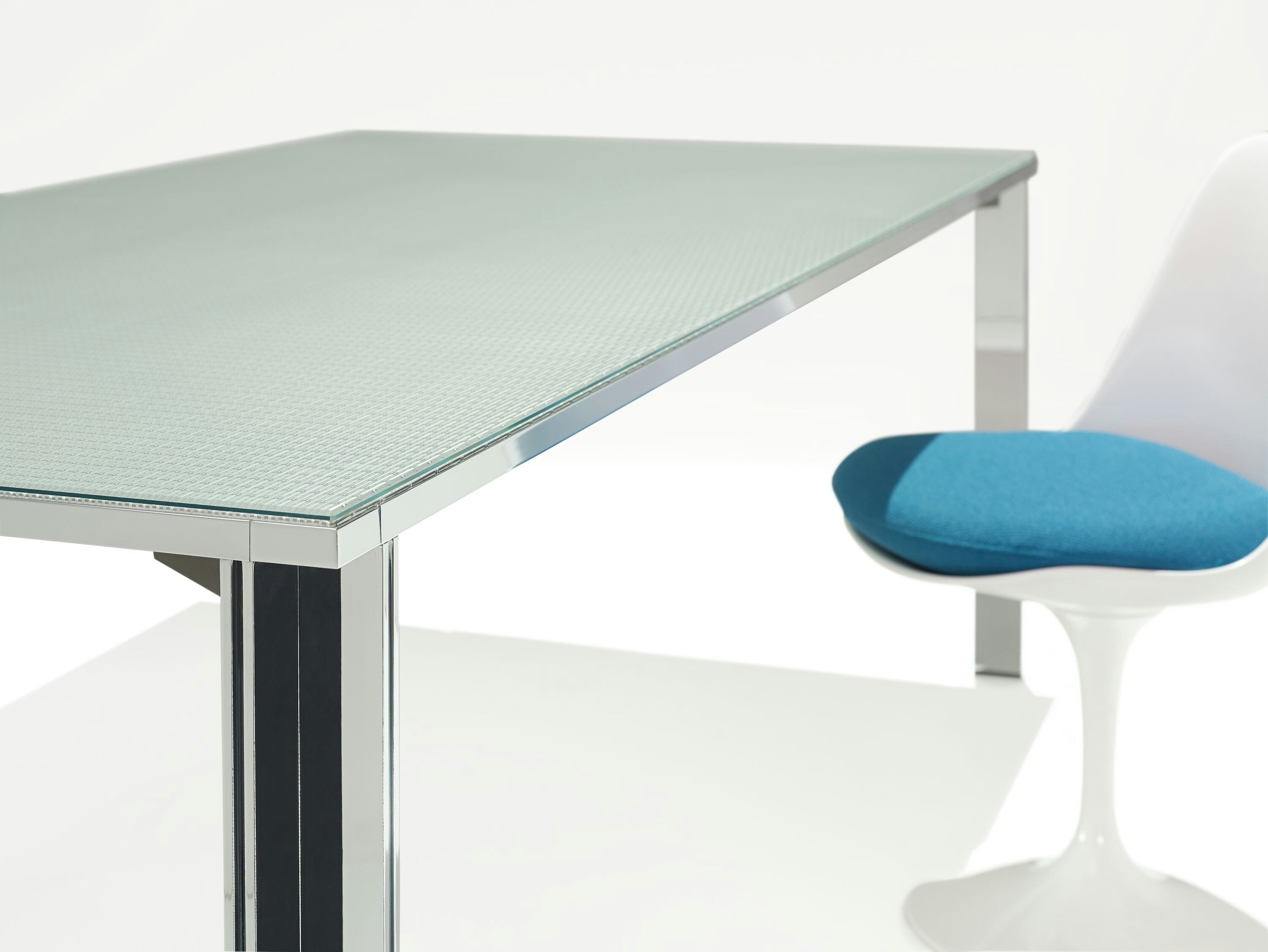 LSM Conference Table Series with LLeg Knoll