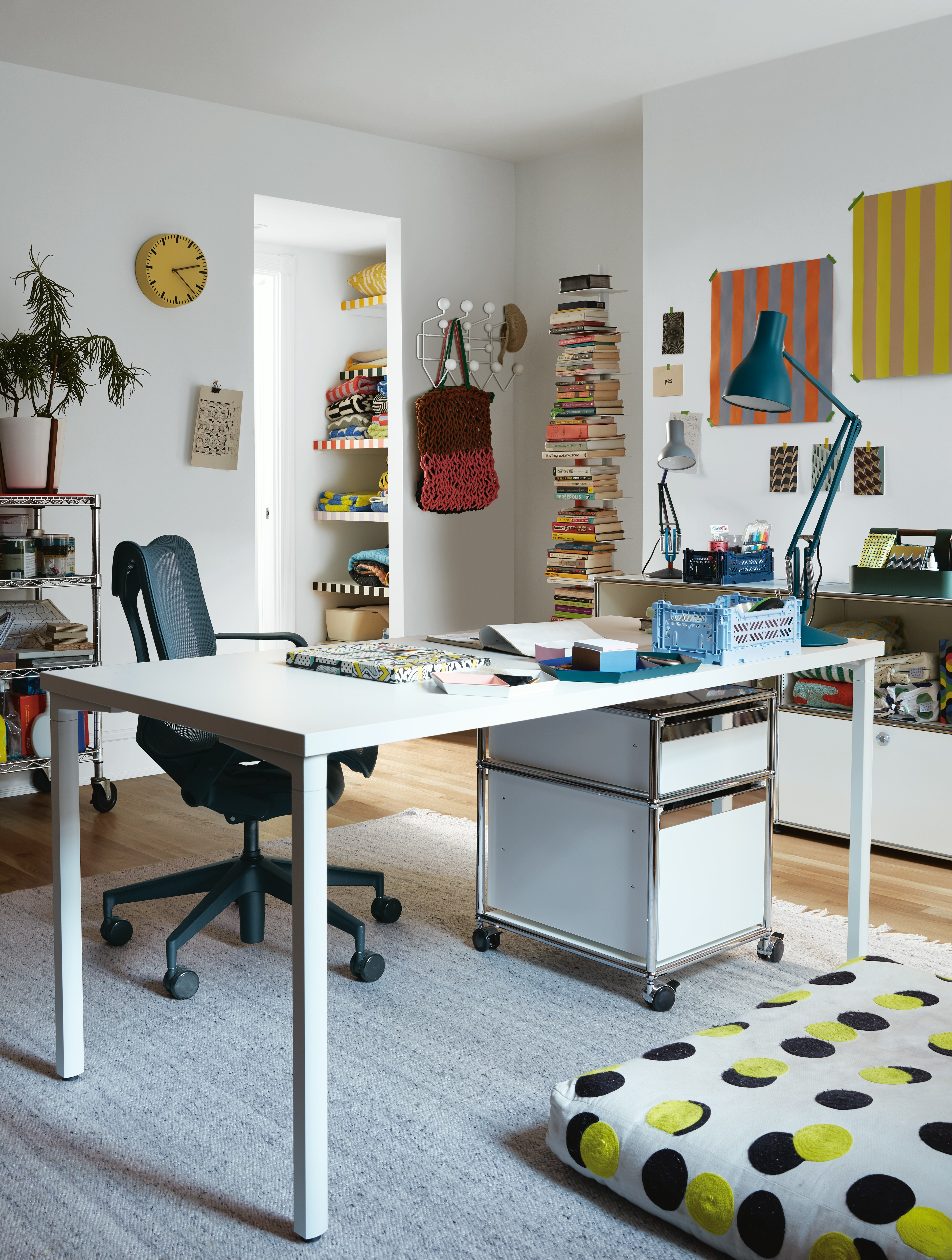 Everywhere Rectangular Table with Cosm Task Chair Low
