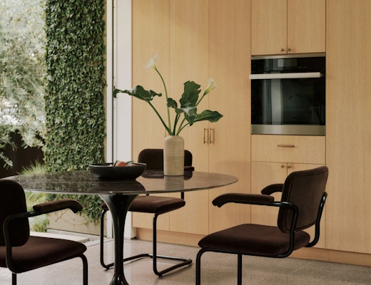 Saarinen Round Dining Table with Cesca Chairs Saarinen Round Dining Table Cesca Chair