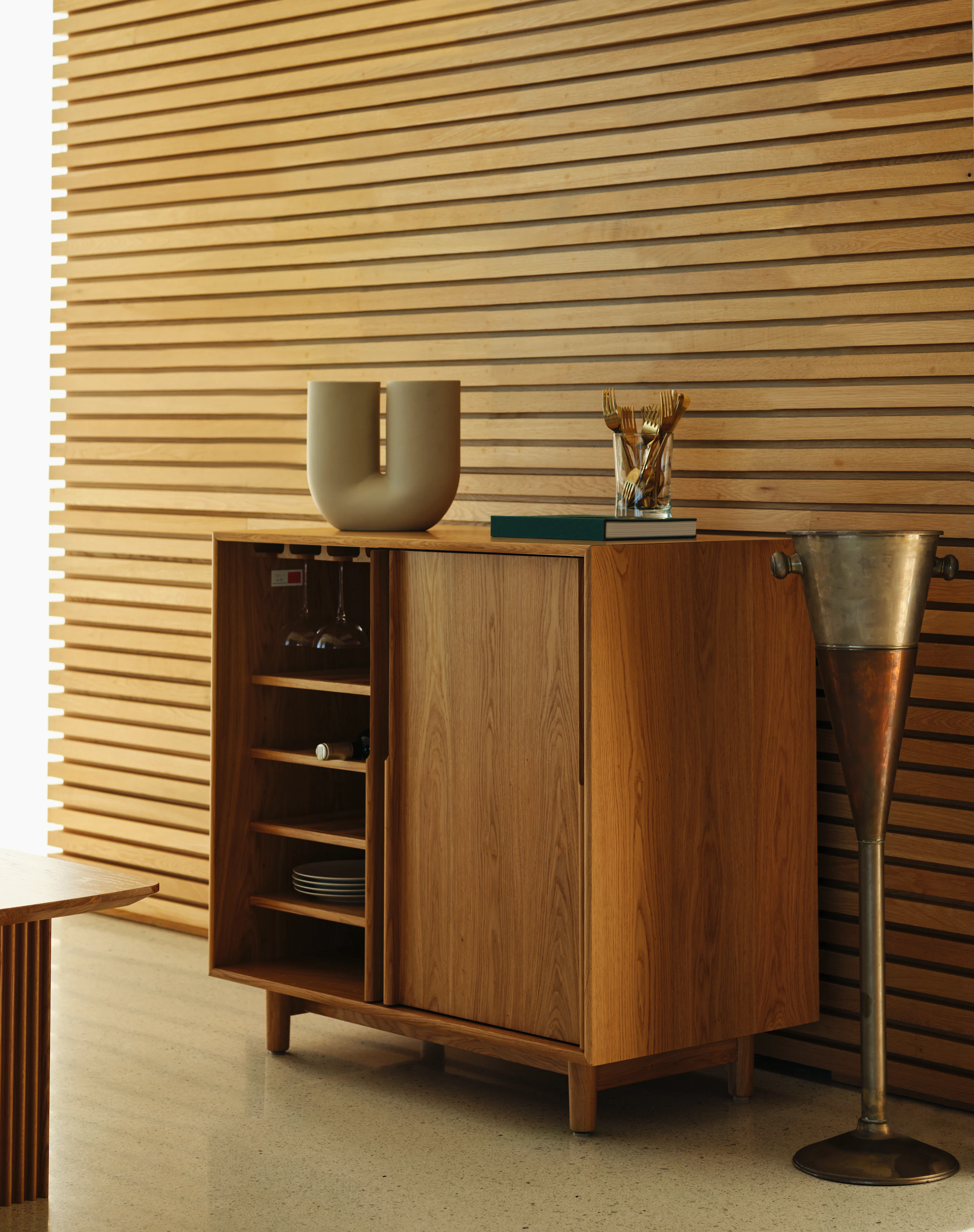 Edel Wine Bar and Kink Vase