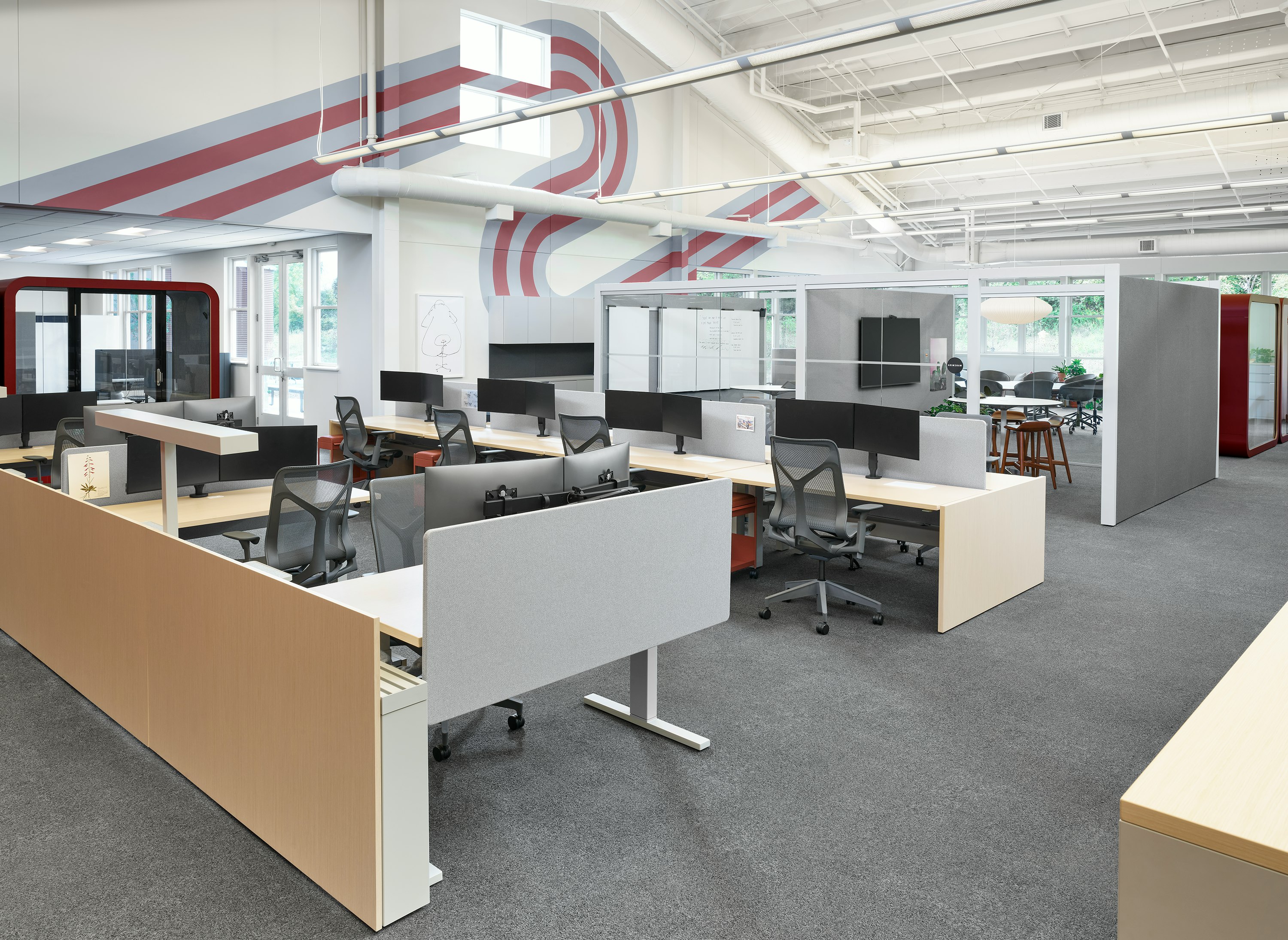 A neighborhood of Renew link desks and Cosm chairs set up for focused work.