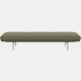 Outline Daybed\BASE: Black\LEATHER: Easy Leather (R)\COL: Birch