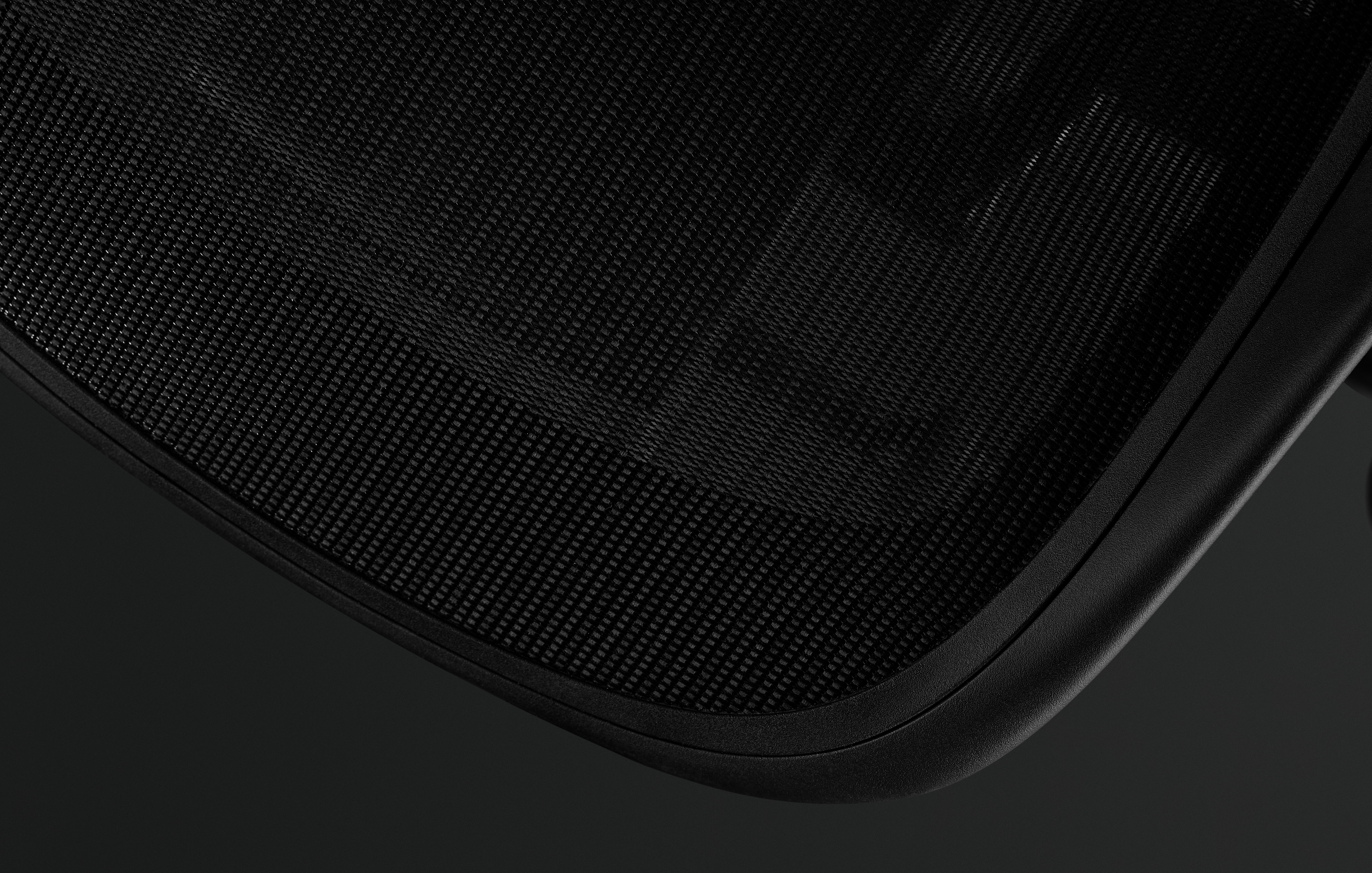 Aeron Onyx Gaming Chair detail
