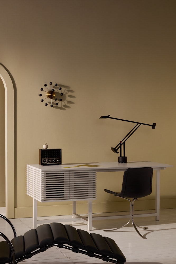 Line Storage Desk