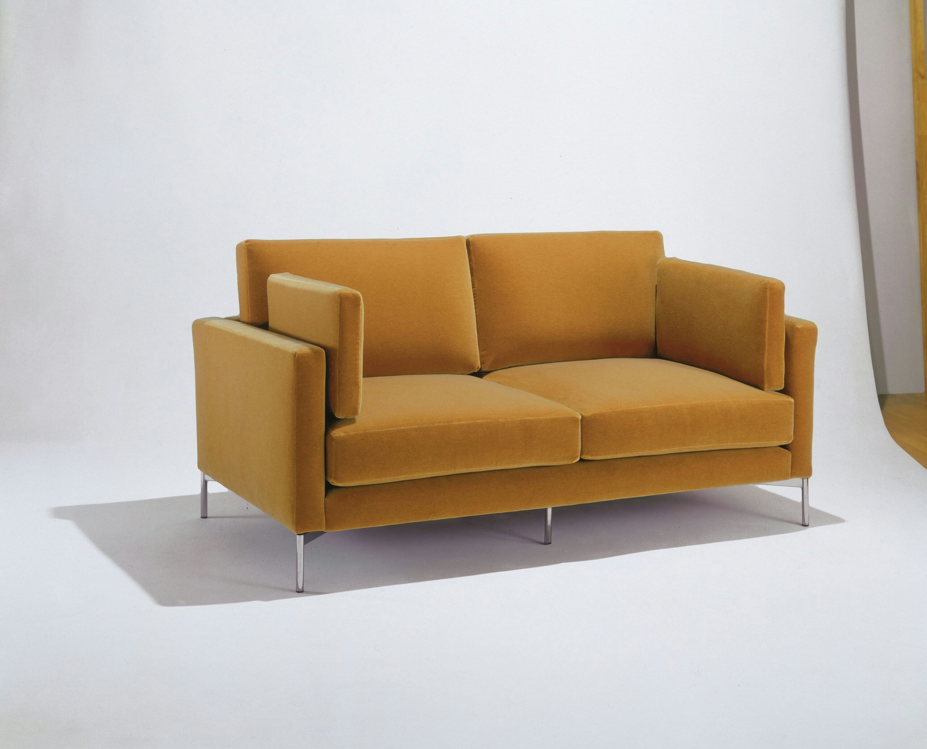 Divina Sofa and Ottoman Knoll