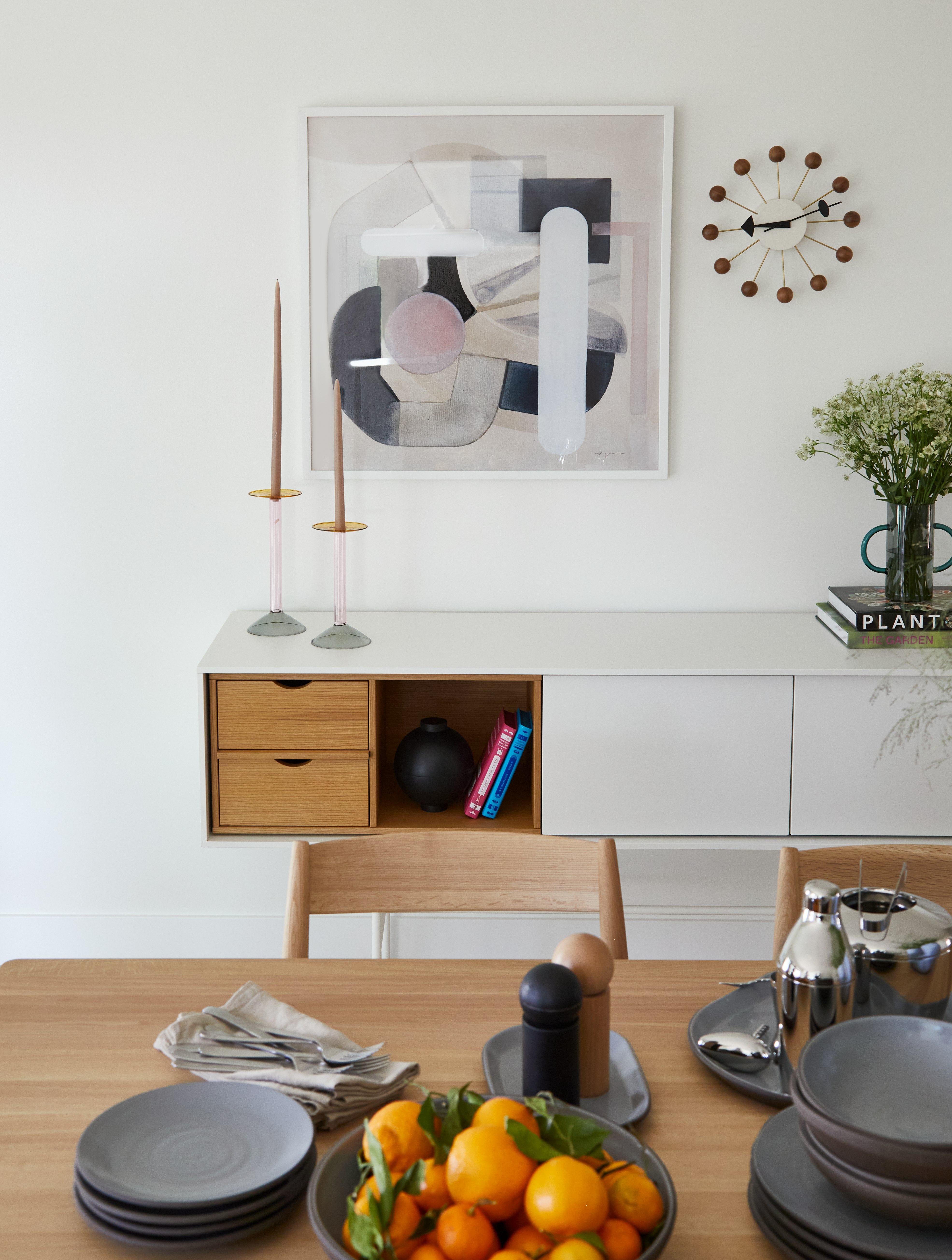 Aura Credenza