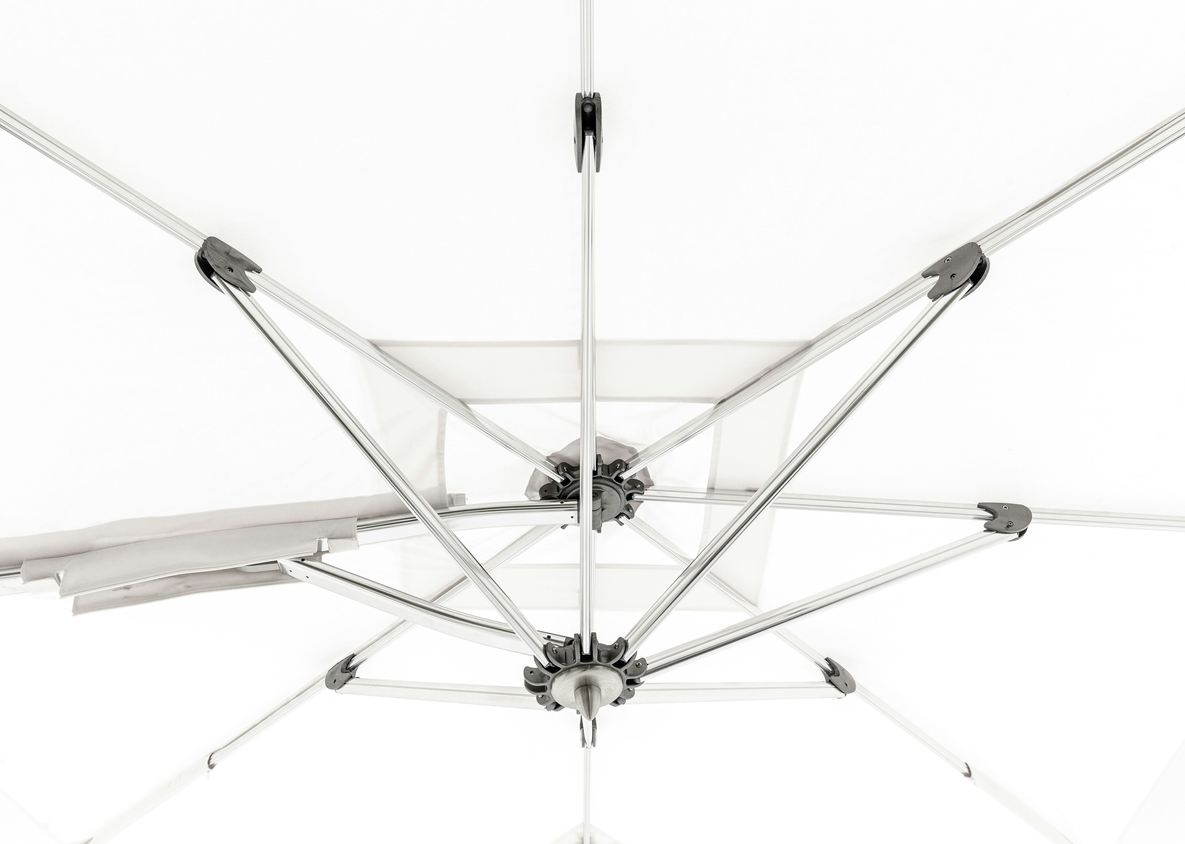 Tuuci Ocean Master Max Low-Profile Cantilever