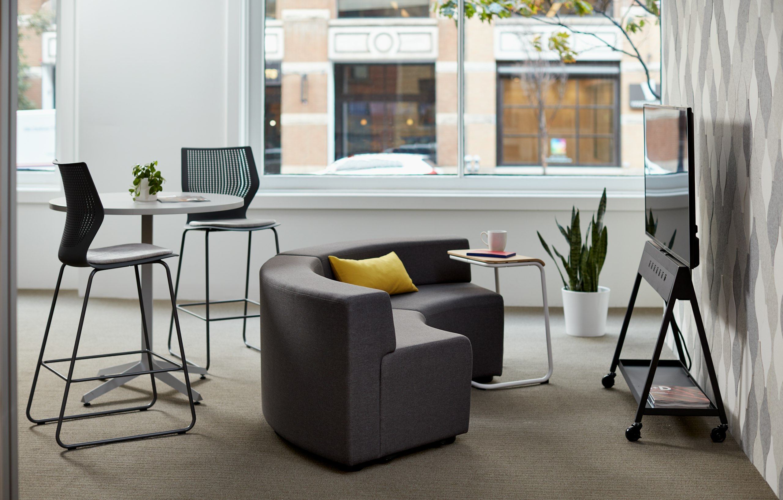k. lounge horsepwer multigeneration by knoll stool dividends horizon x base shared space