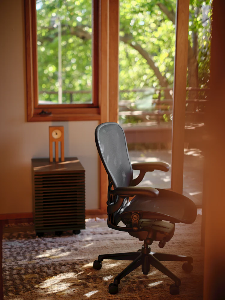 Aeron Chair – Design Within Reach Aeron Chair – Design Within Reach