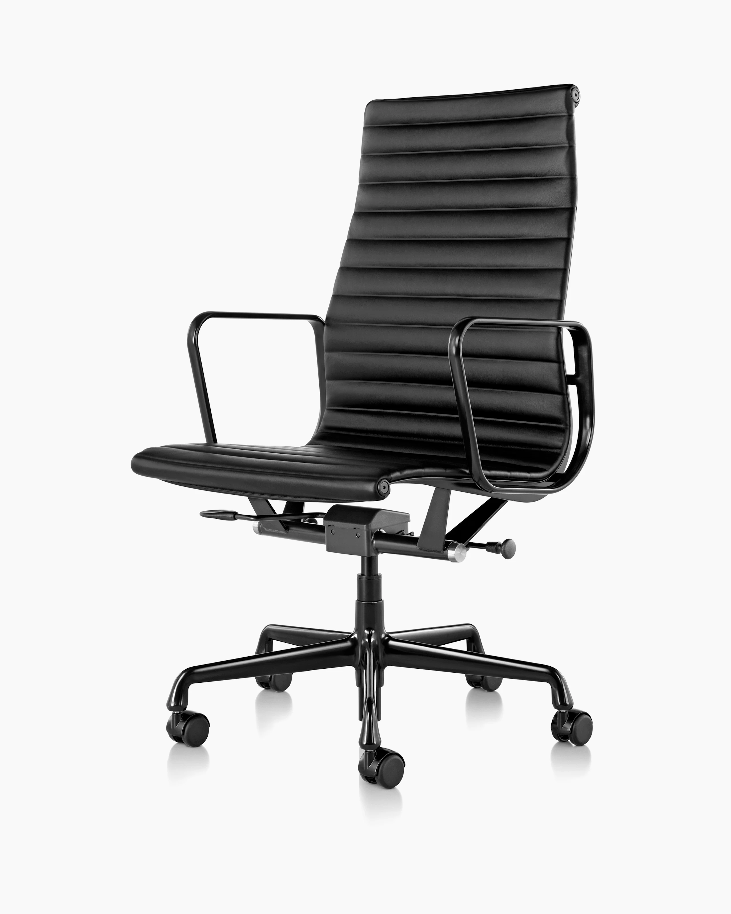 Eames Aluminum Group Executive Chair