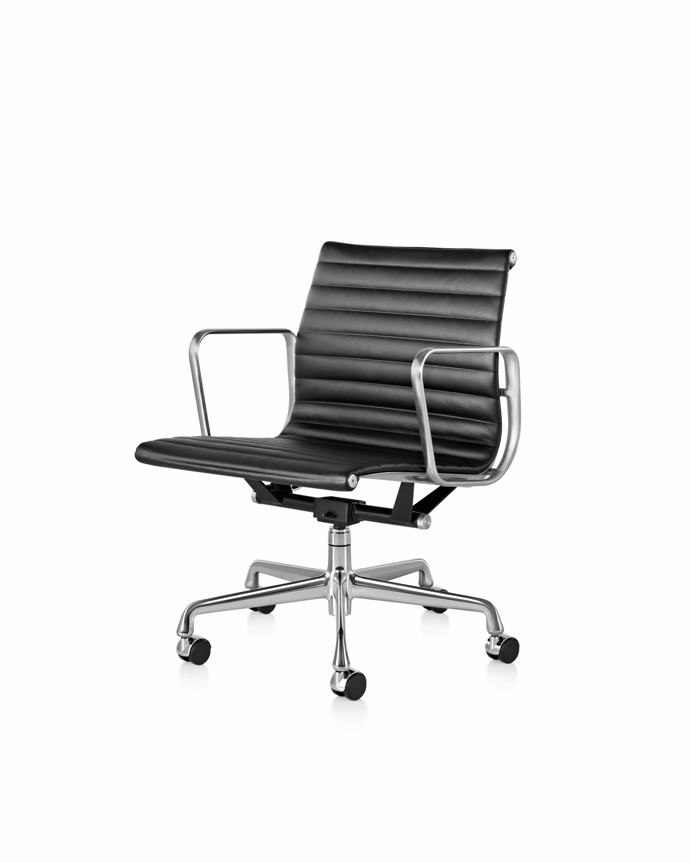 Eames Aluminum Group Management Chair