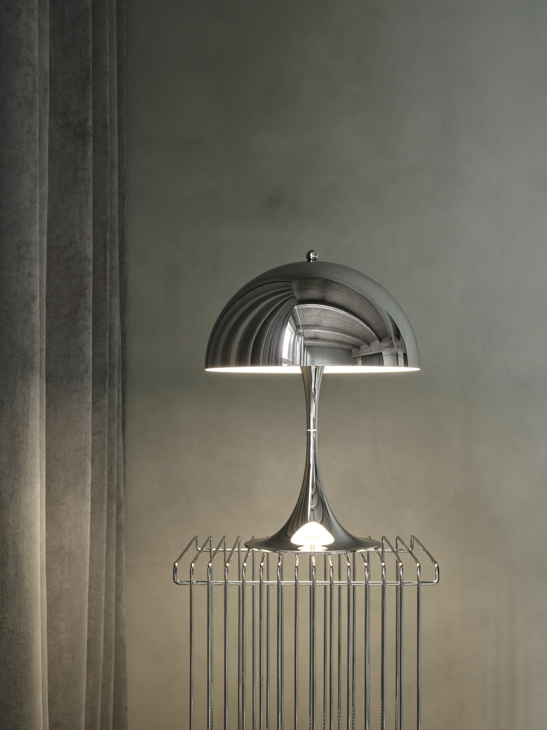 Louis Poulsen Panthella Mini LED Table lamp - chromed