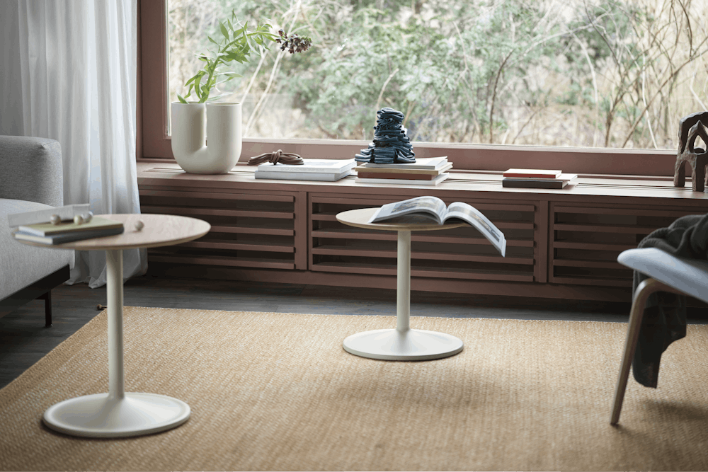 Soft Side Table - Solid Oak/Off-White,  Kink Vase - Sand,  In Situ Modular Sofa - Clay 12